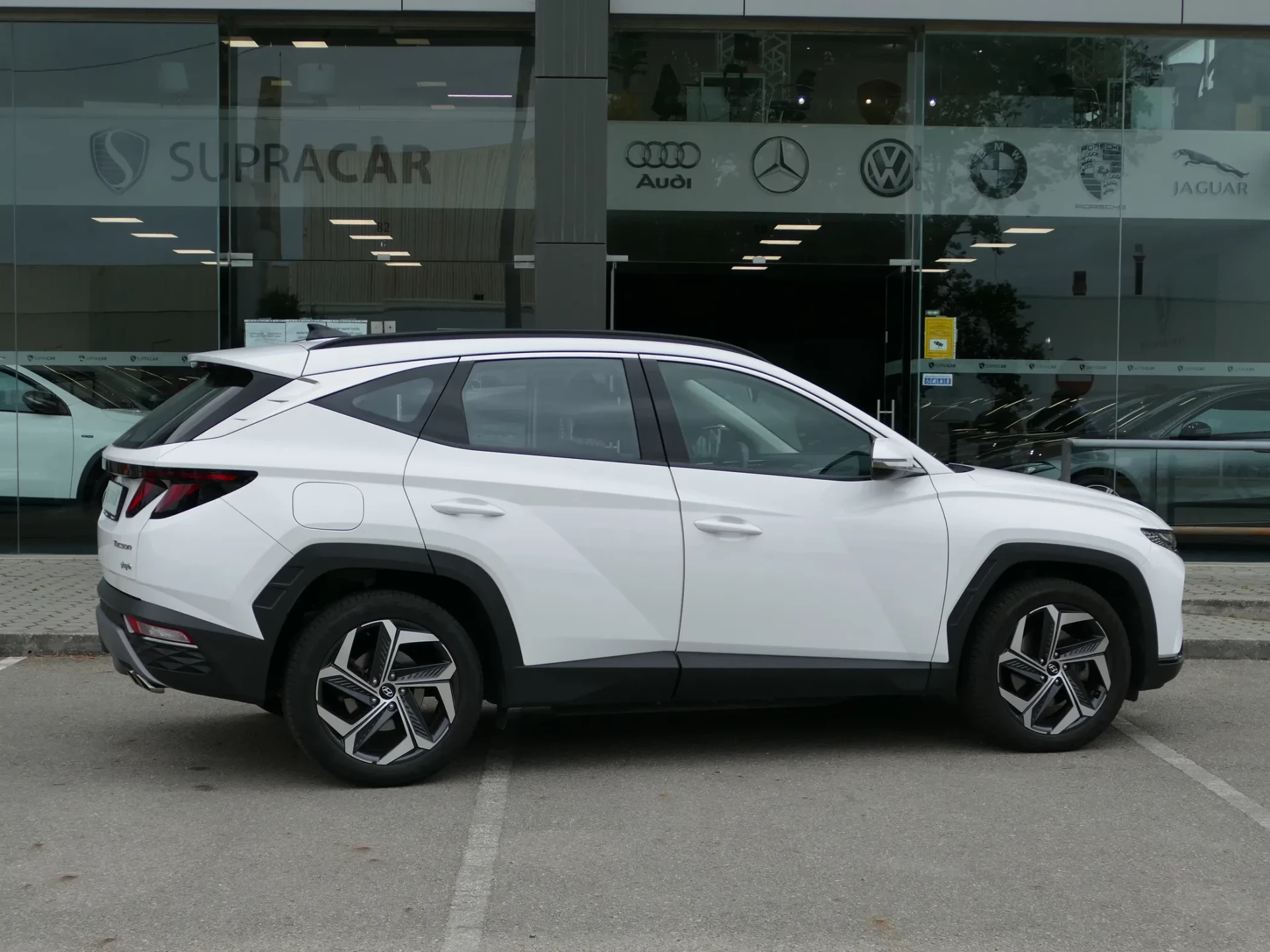 Hyundai Tucson 1.6 T-GDI PHEV Premium 15