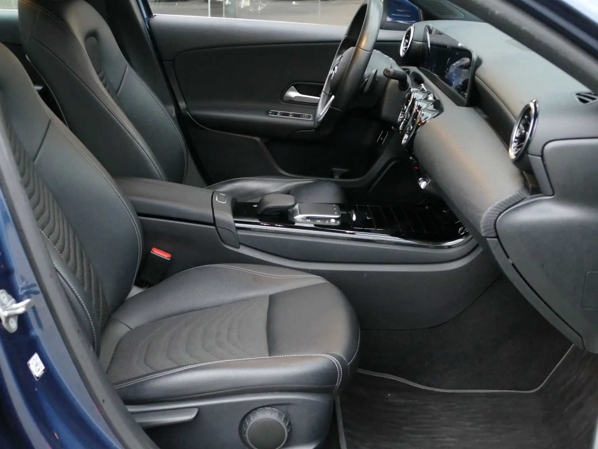 Mercedes-Benz A 250 e Style Plus 29