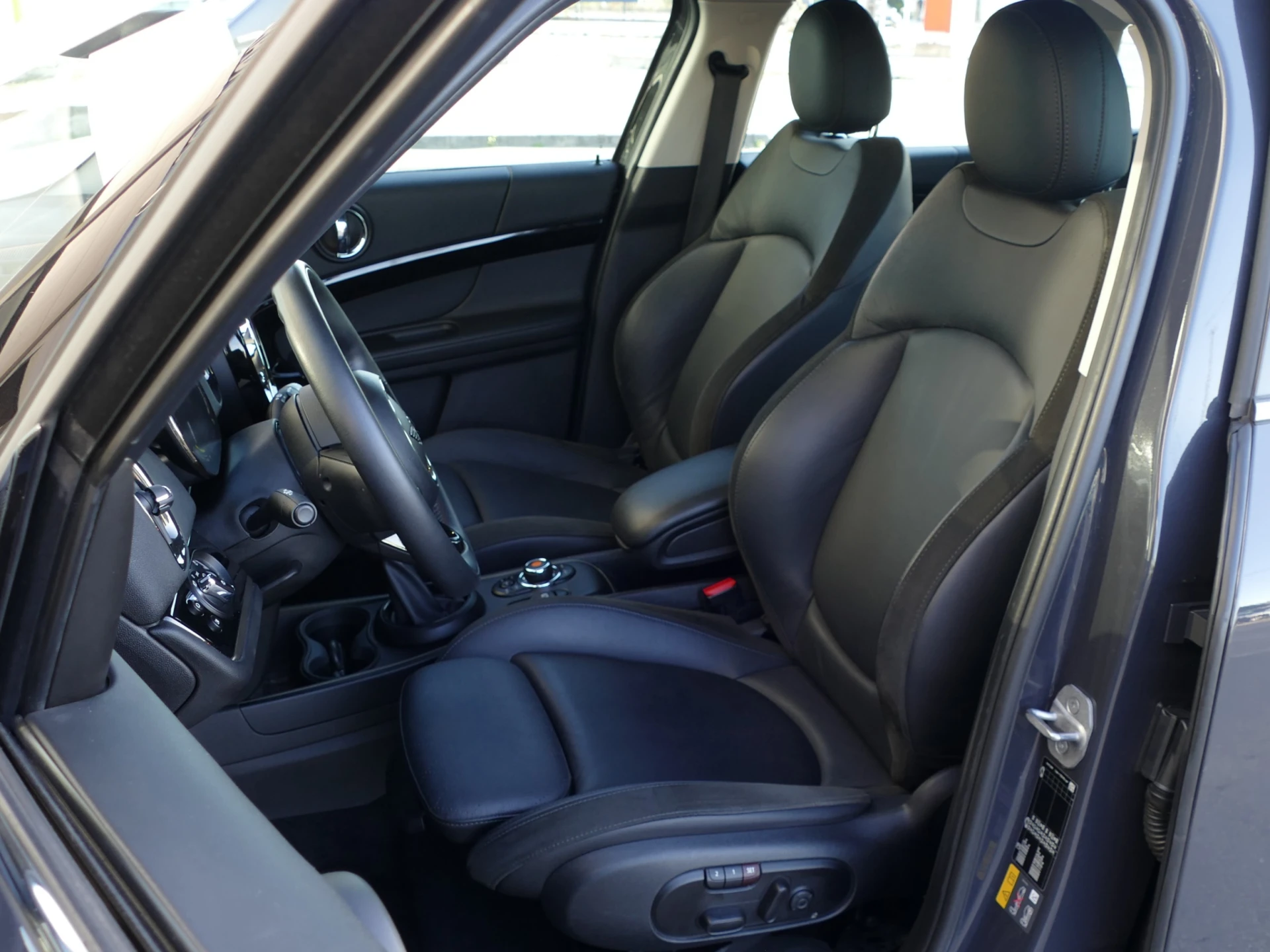 MINI Countryman Cooper SE ALL4 Auto 25