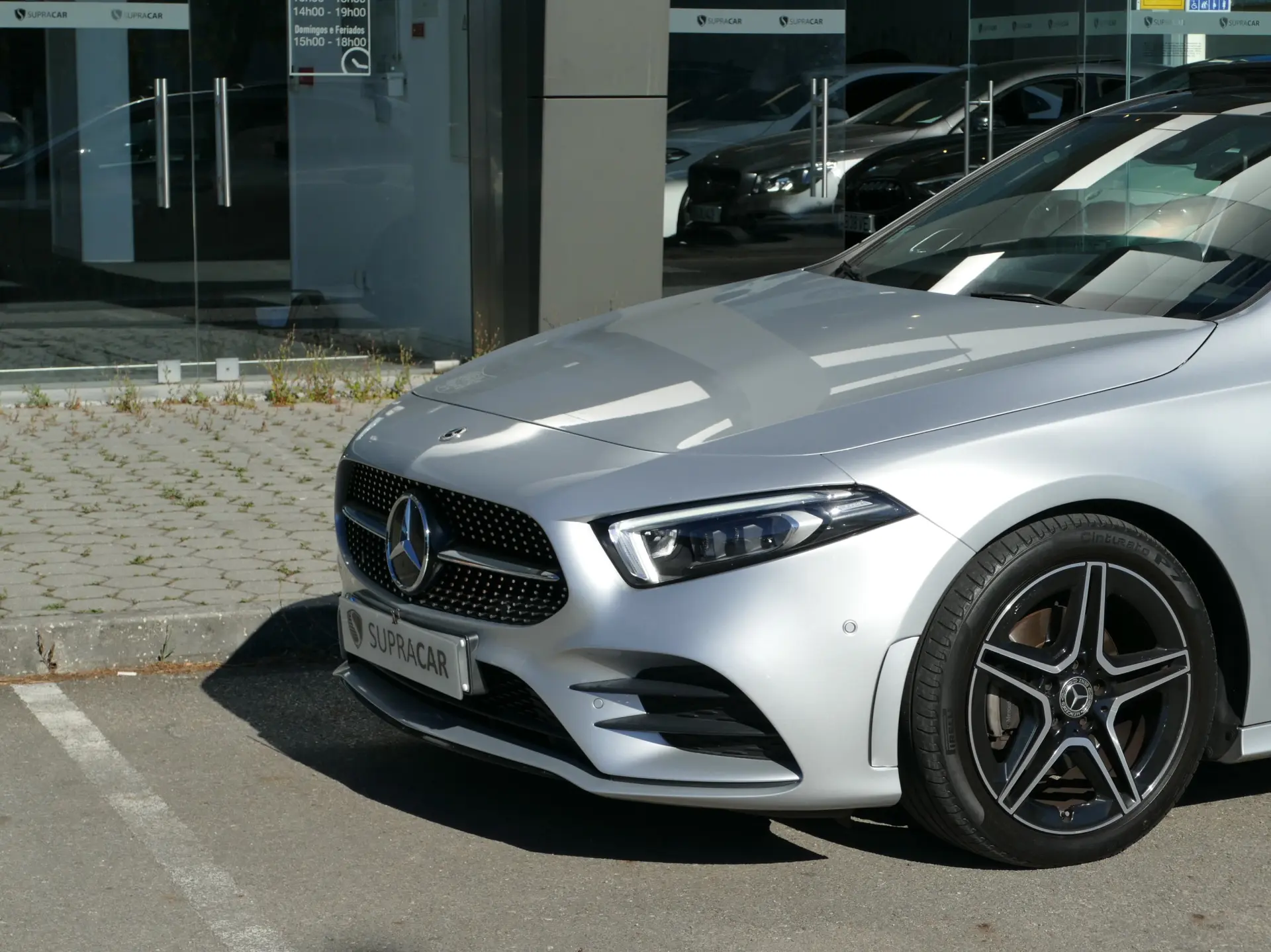 Mercedes-Benz A 200 Limousine AMG Line Aut. 3