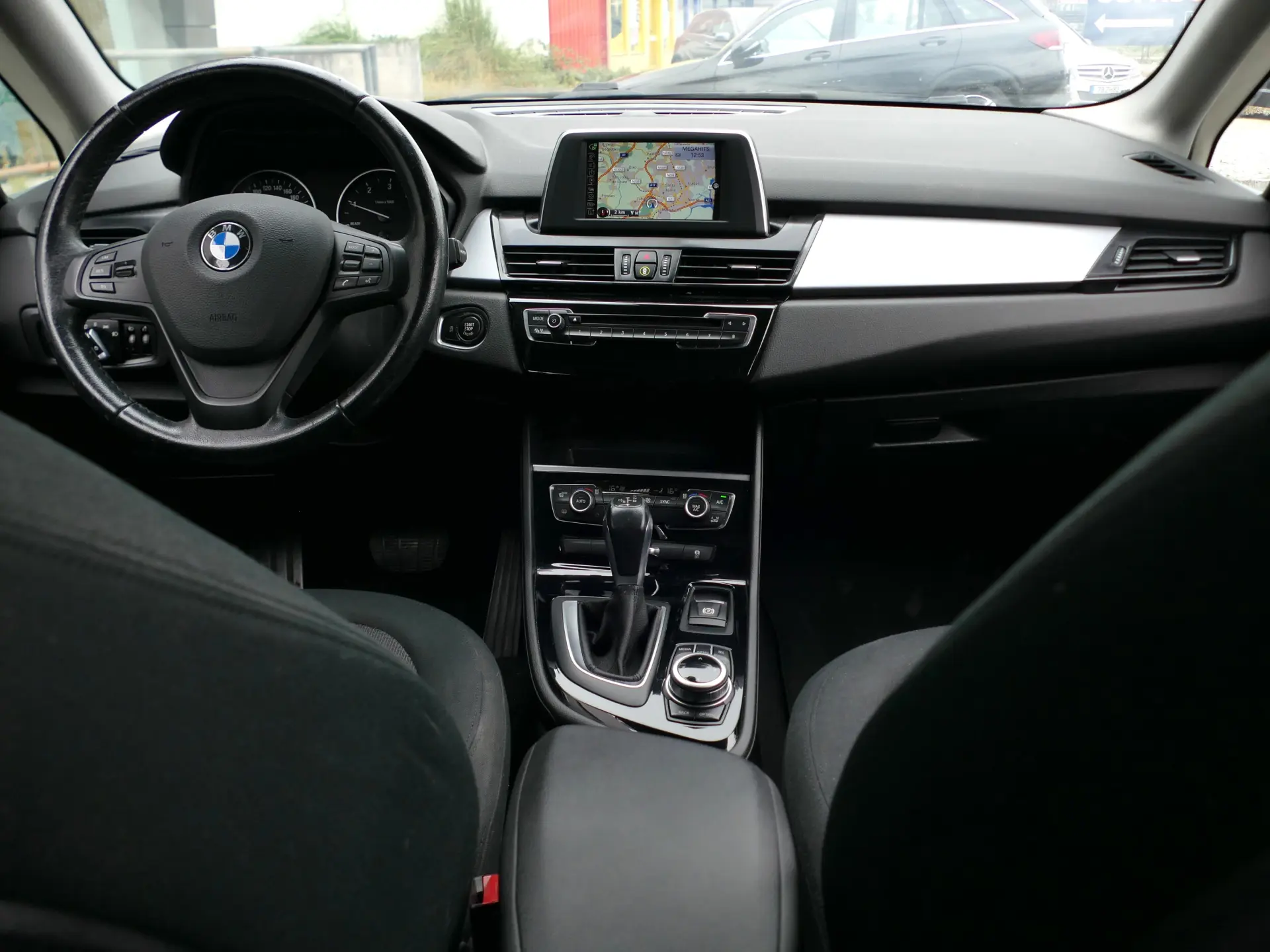 BMW 216 Active Tourer d Advantage Auto 36