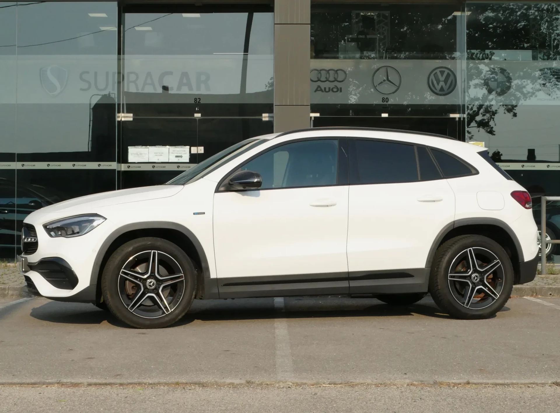 Mercedes-Benz GLA 250 e AMG Line 36