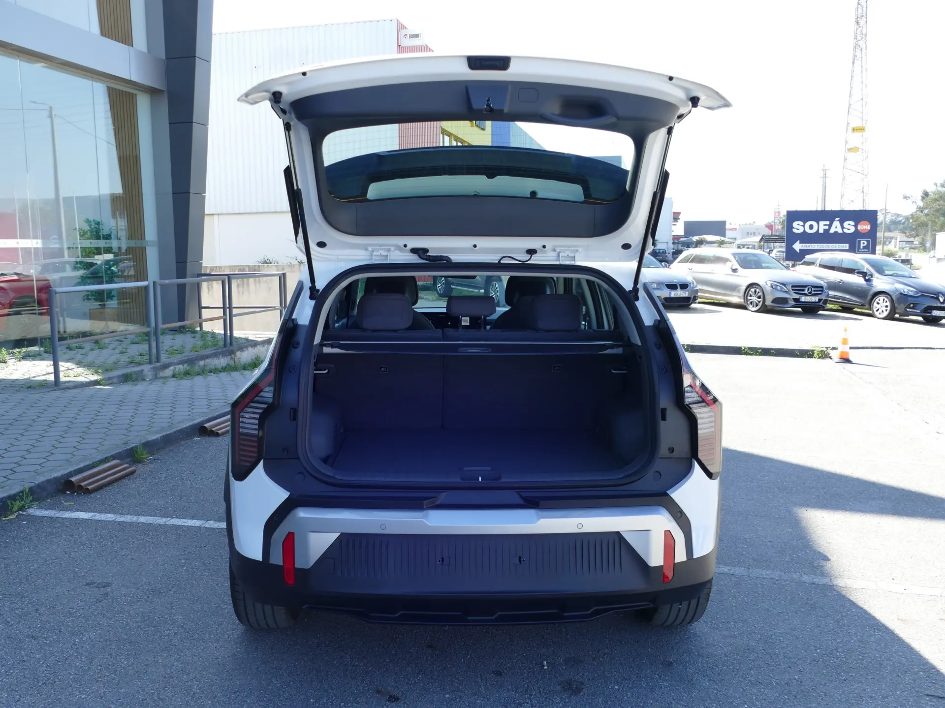 Kia EV3 58.3 kWh Drive 16