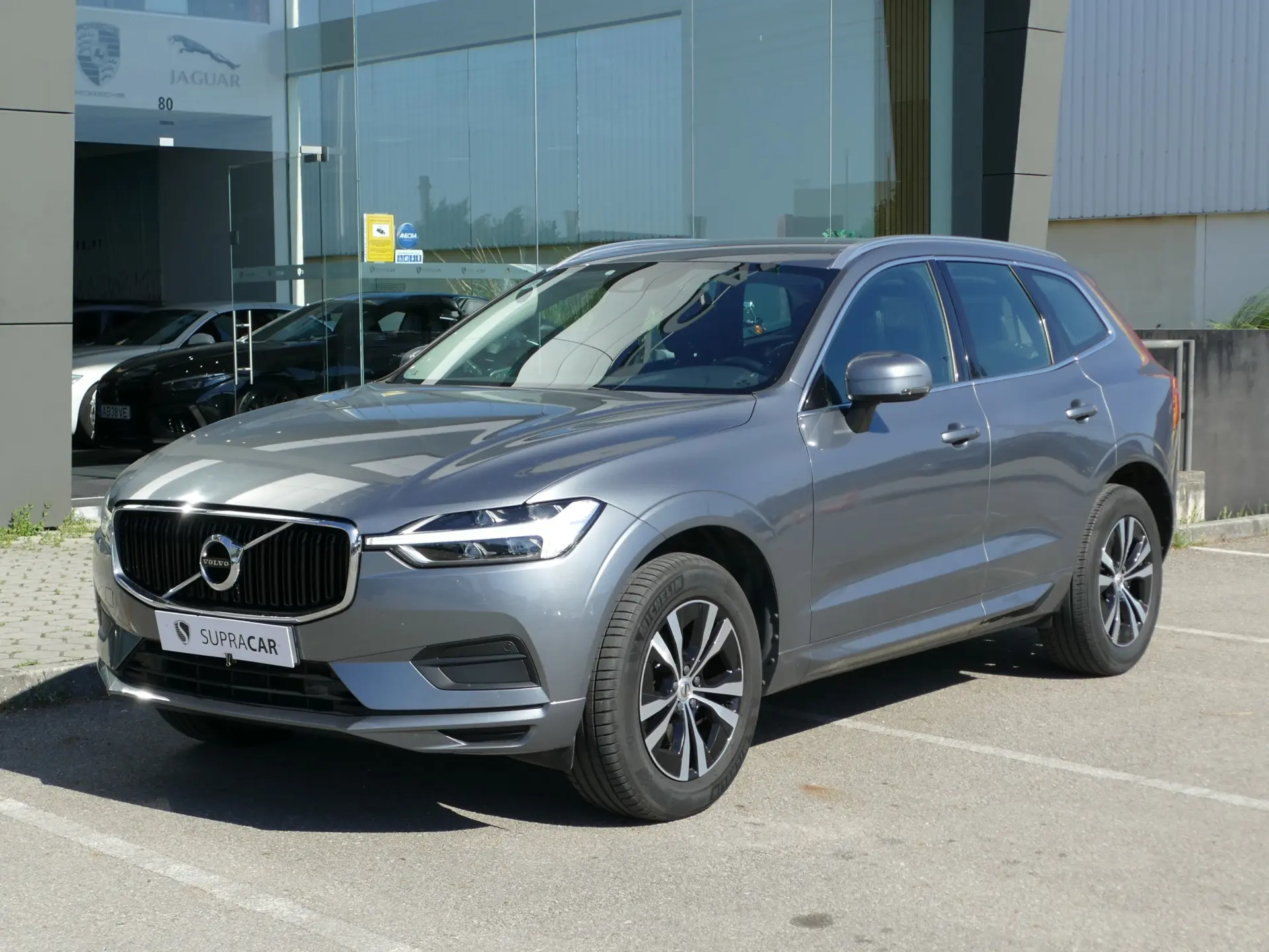 Volvo XC 60 2.0 D4 Momentum Geartronic 1
