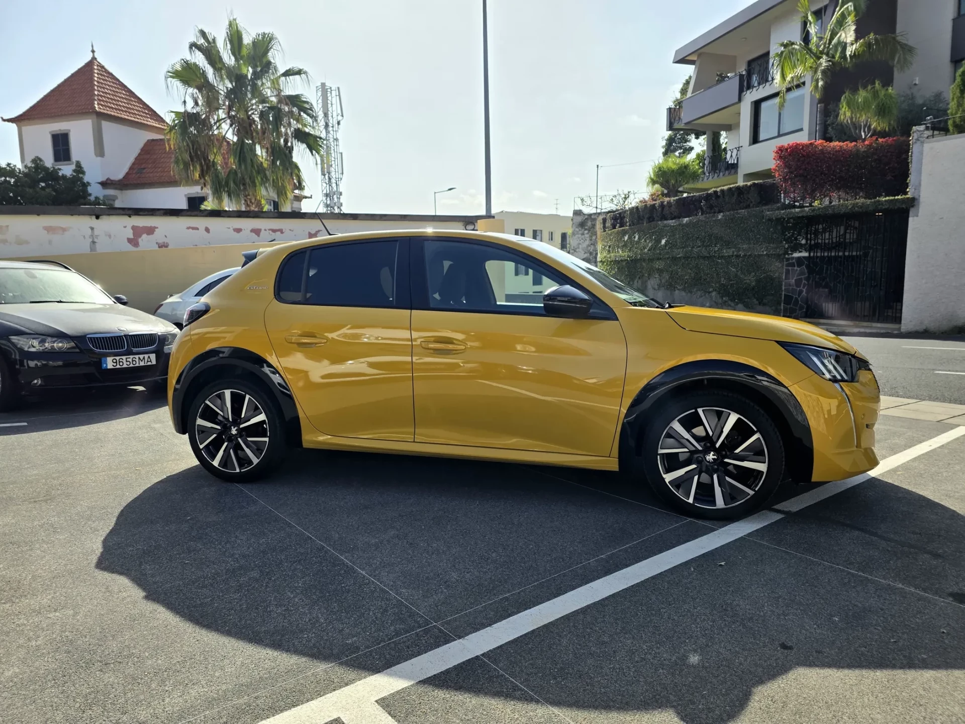 Peugeot 208 1.2 PureTech GT Line 4