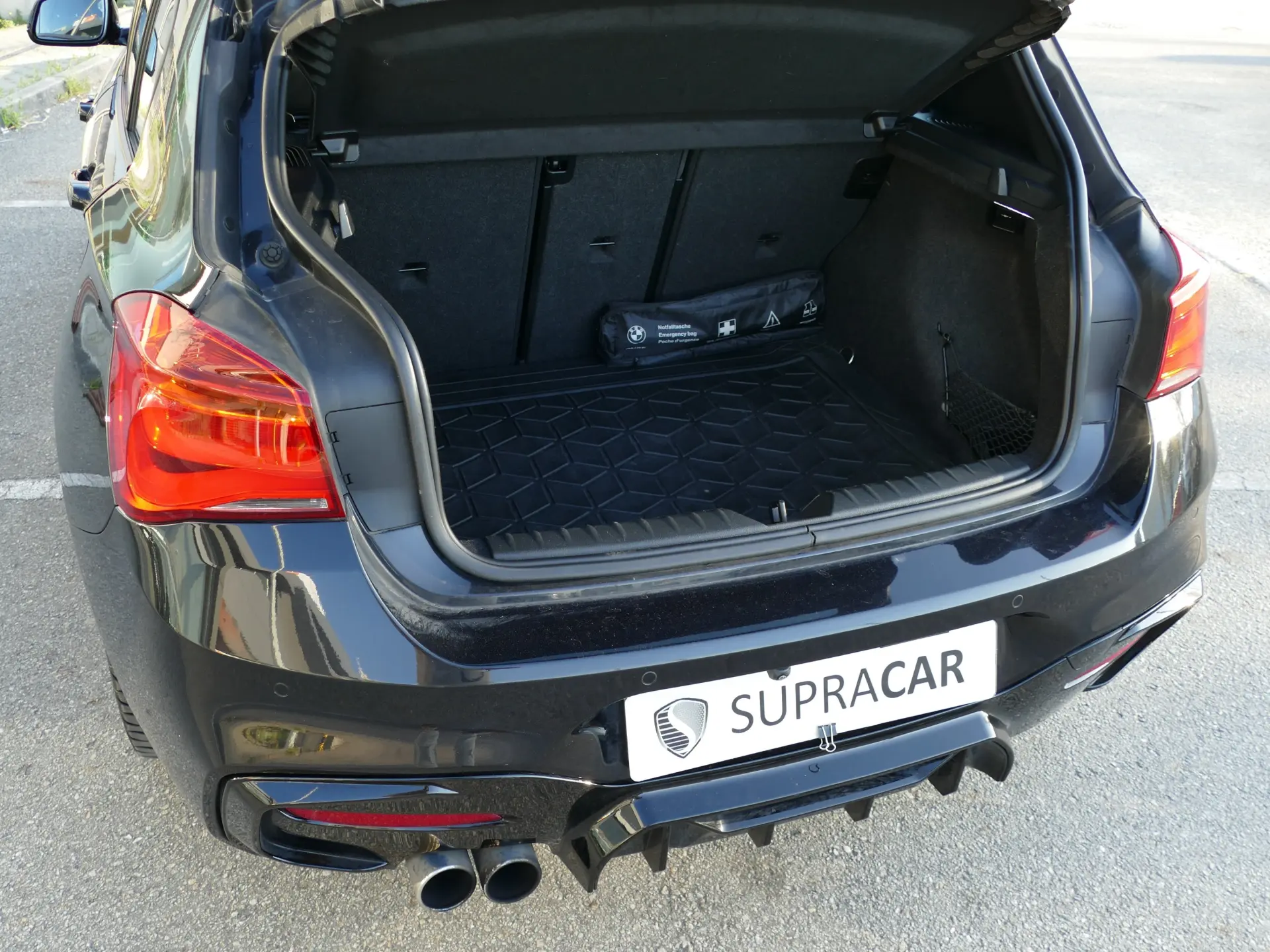 BMW 116 d Pack M Shadow 12