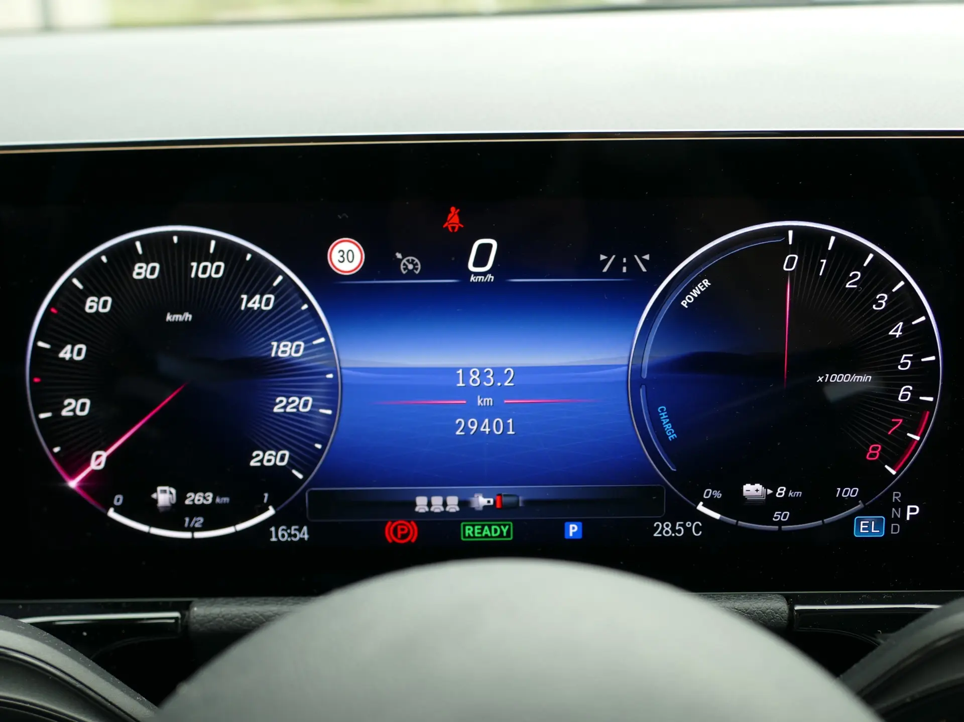 Mercedes-Benz GLA 250 e AMG Line 20