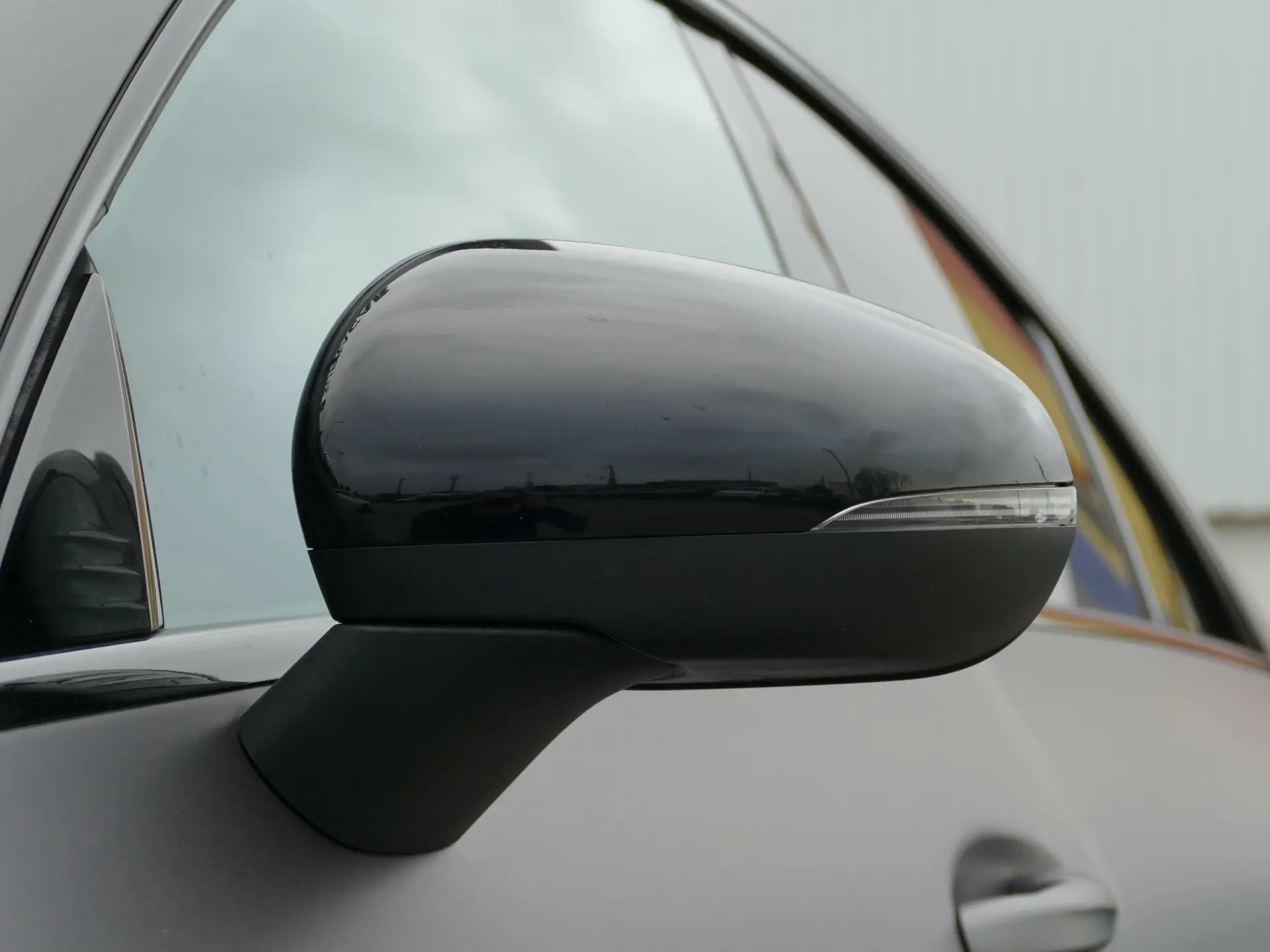 Mercedes-Benz CLA 250 e AMG Line 7