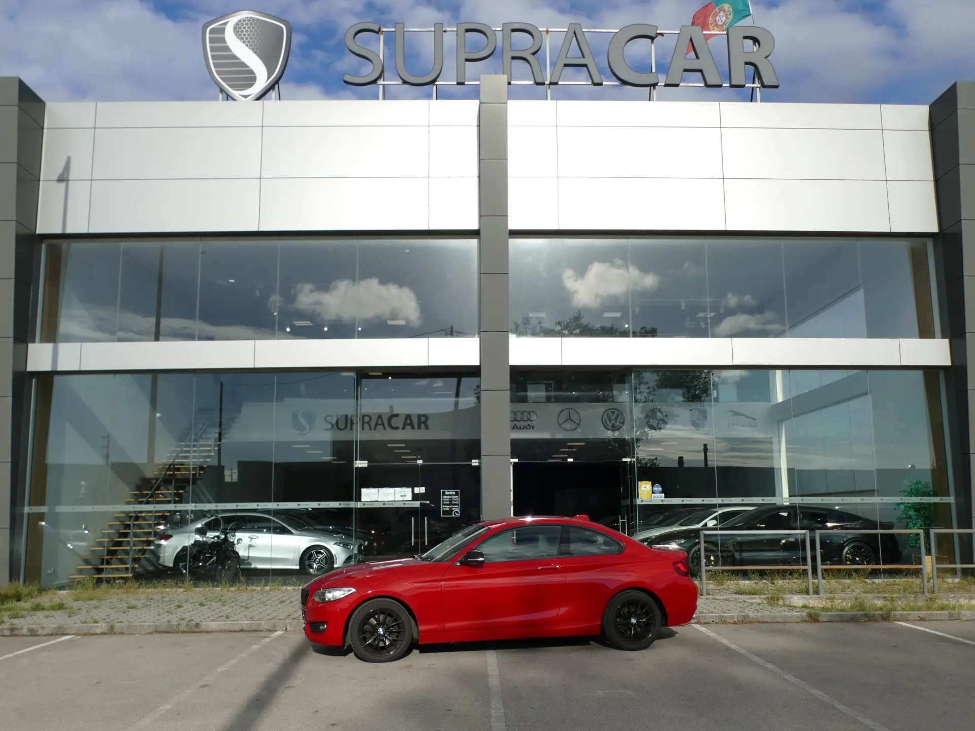 BMW 220 d Coupe Advantage Auto 37