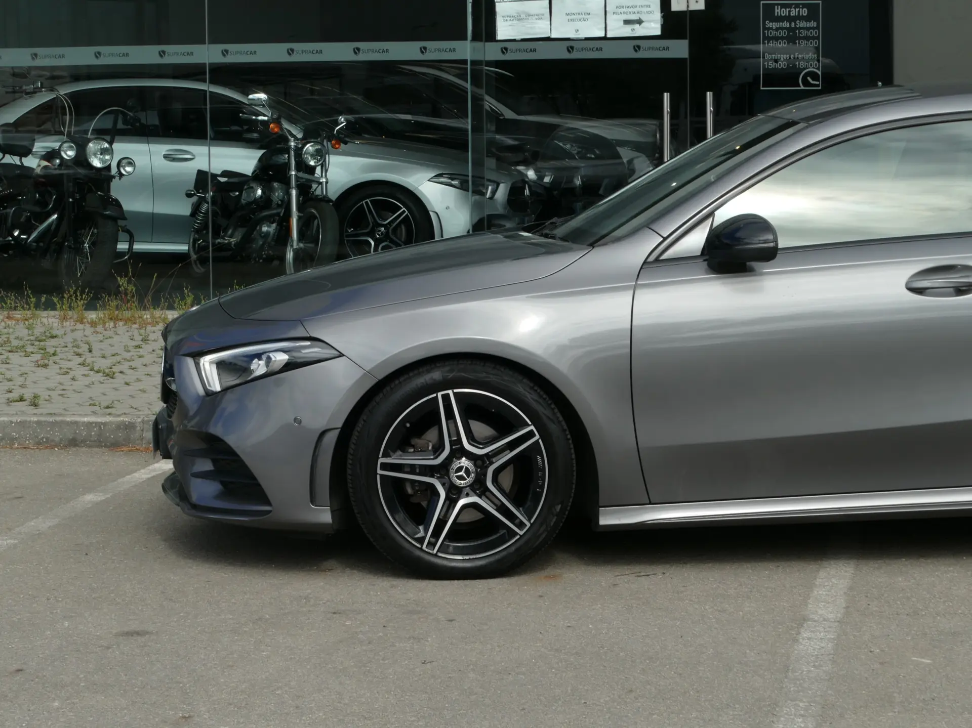 Mercedes-Benz A 180 Limousine d AMG Line Aut. 15