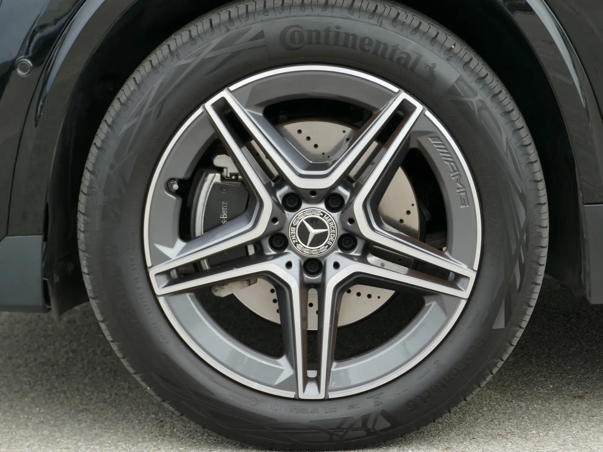 Mercedes-Benz GLA 250 e AMG Line 7