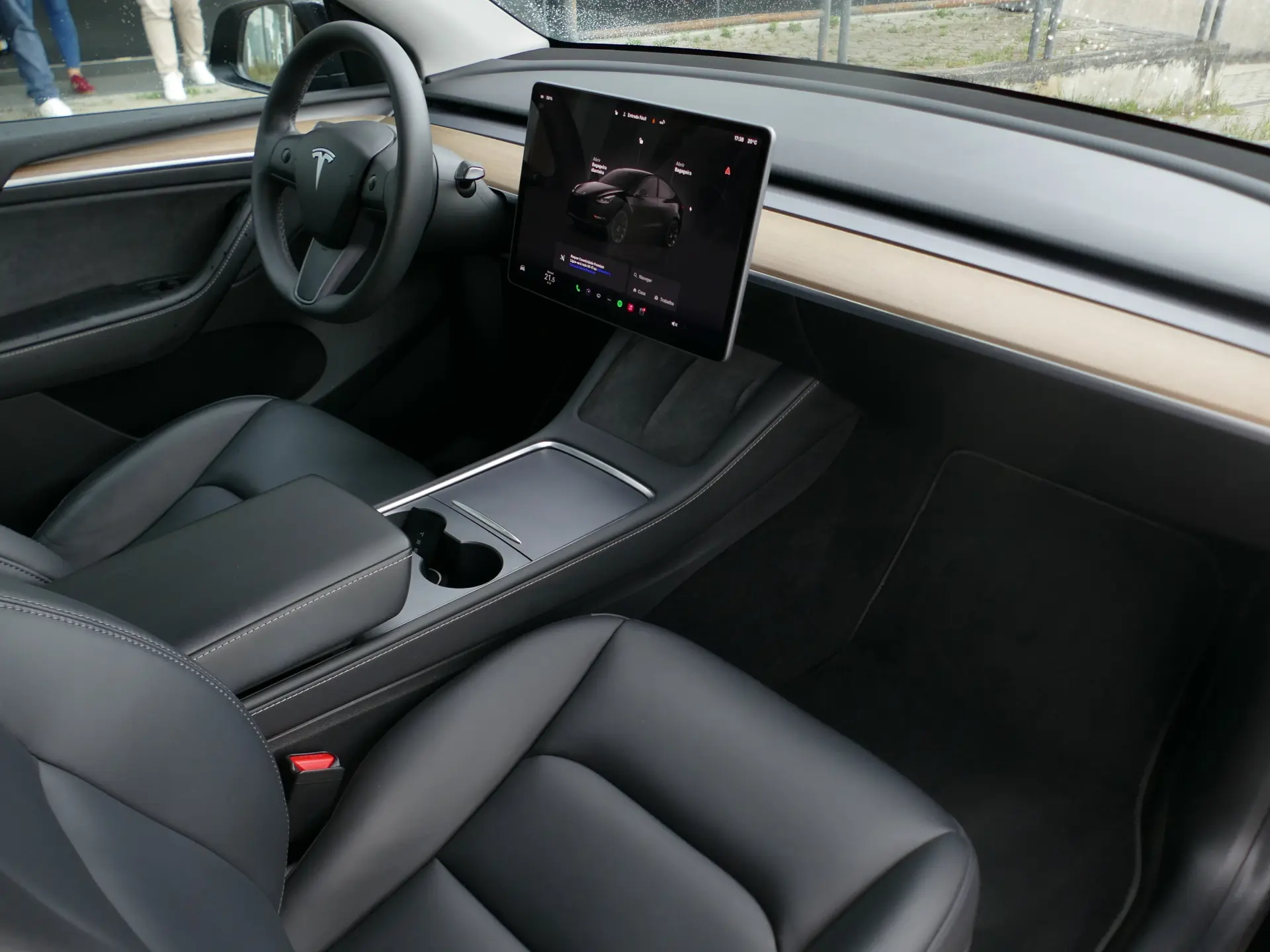 Tesla Model Y Long Range Tração Integral 27