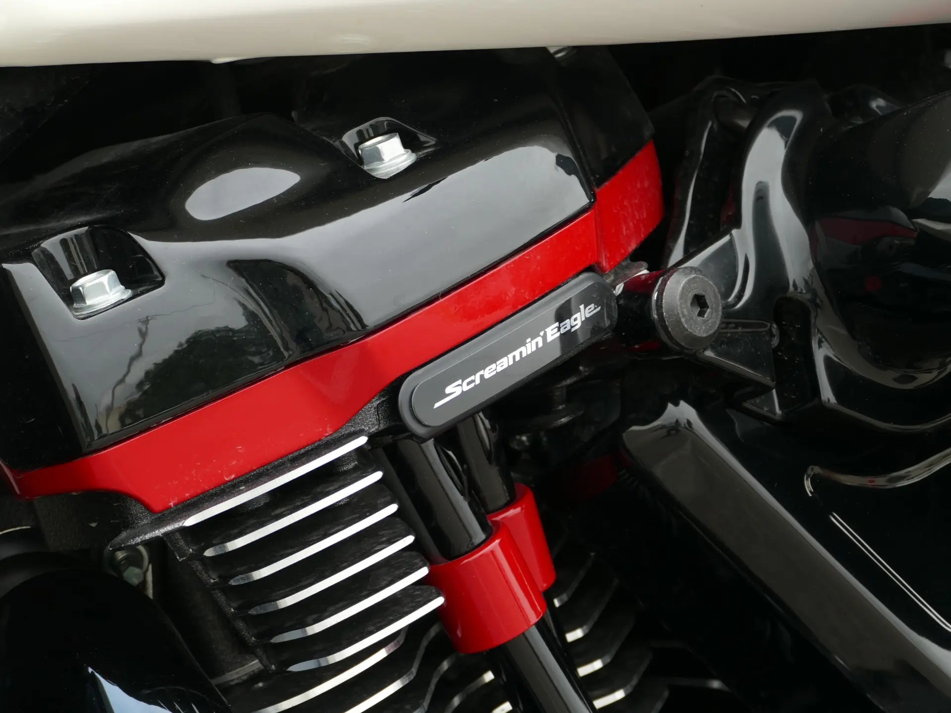 Harley-Davidson FL CVO ROAD GLIDE ST 21