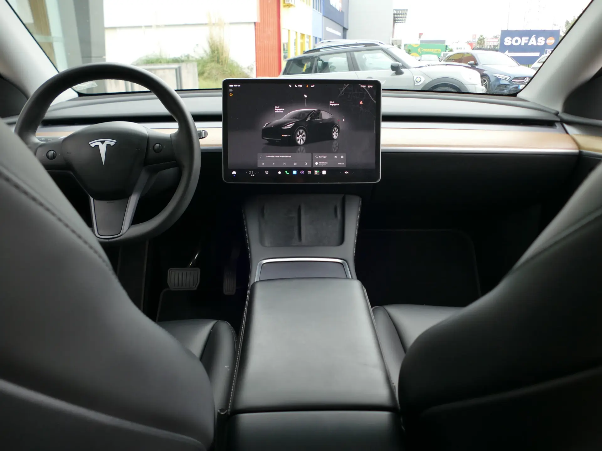 Tesla Model Y Standard 33