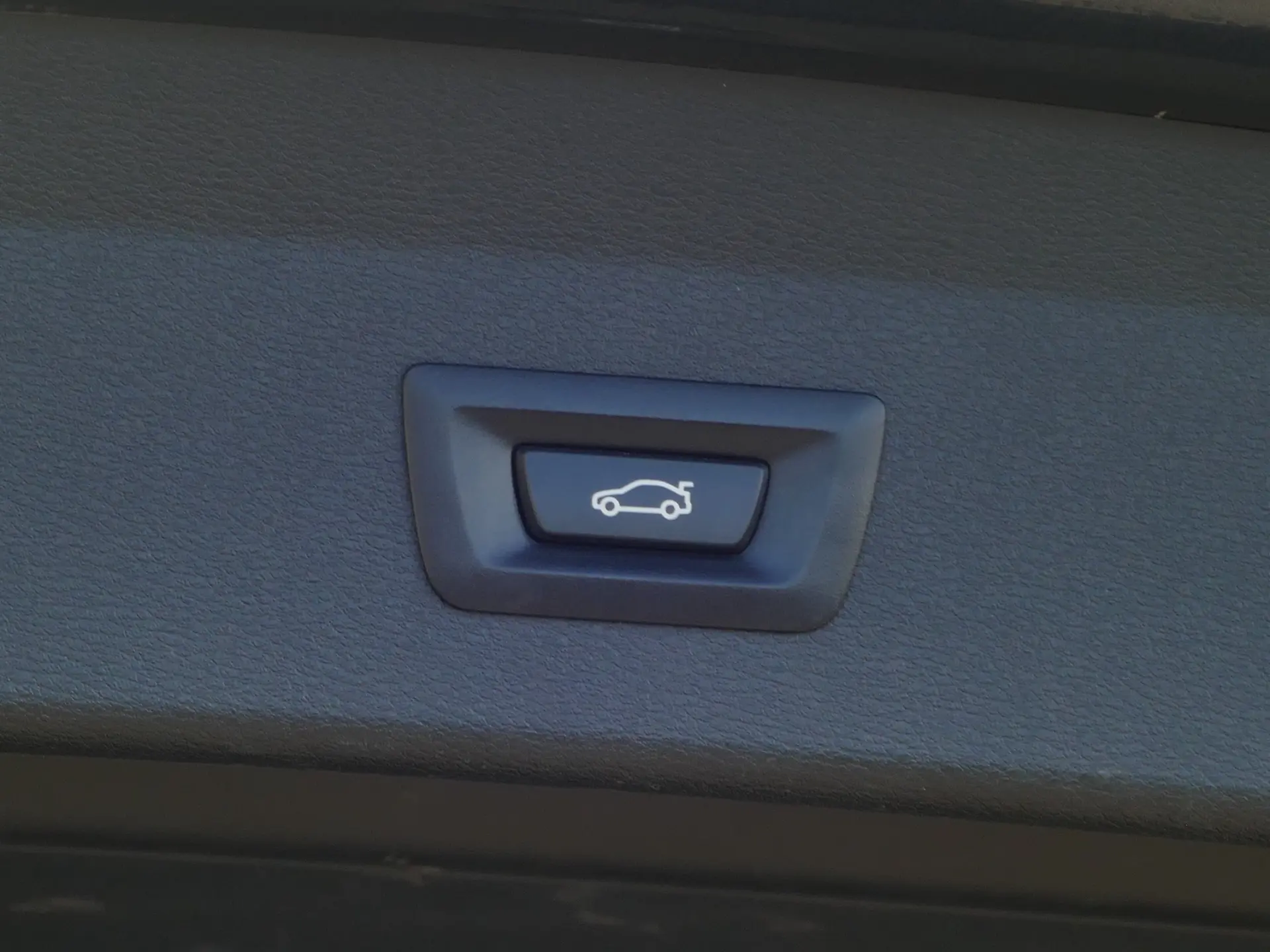 BMW X1 16 d sDrive 10