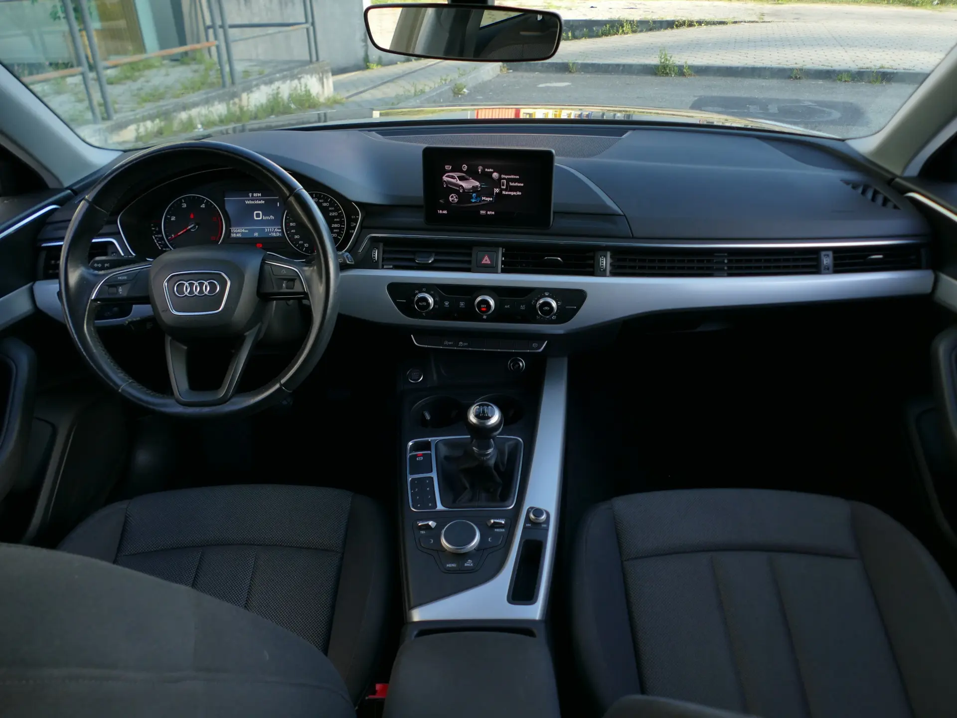 Audi A4 Avant 2.0 TDI 37