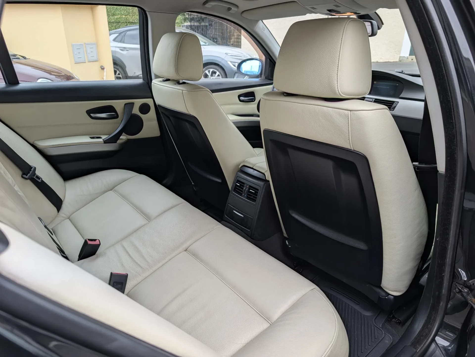 BMW 320 d Touring Exclusive 14