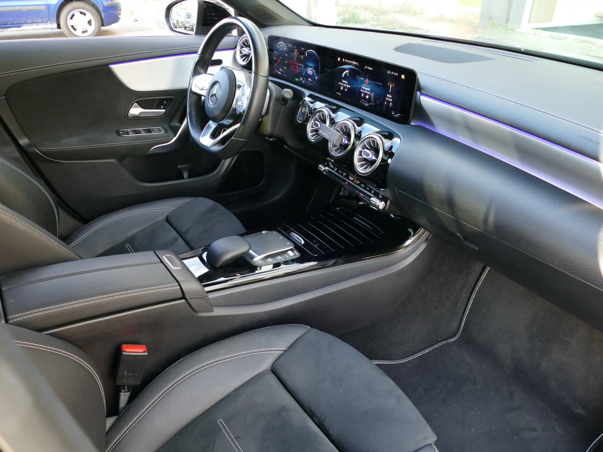 Mercedes-Benz CLA 250 e Shooting Brake AMG Line 25