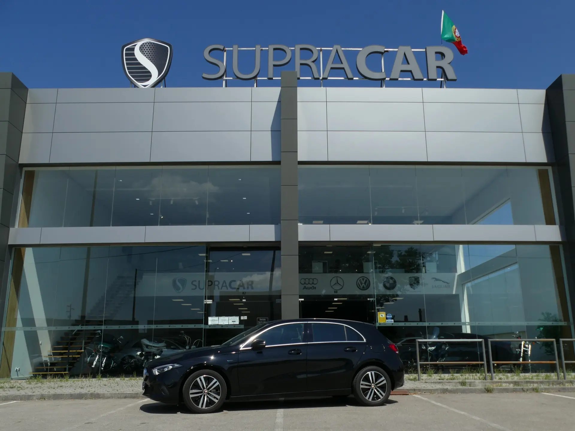 Mercedes-Benz A 250 e Progressive 40