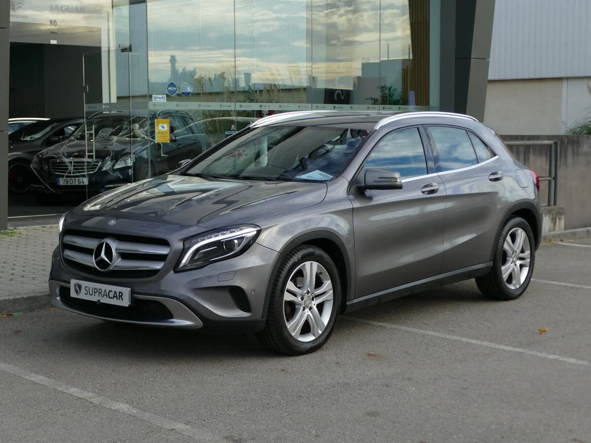 Mercedes-Benz GLA 180 CDi Urban 1