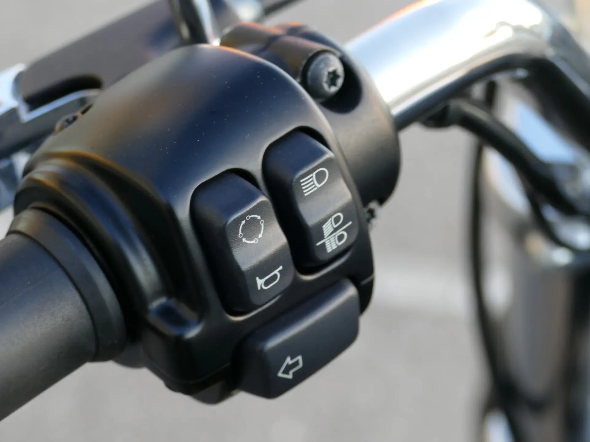 Harley-Davidson 883 L SUPERLOW 21