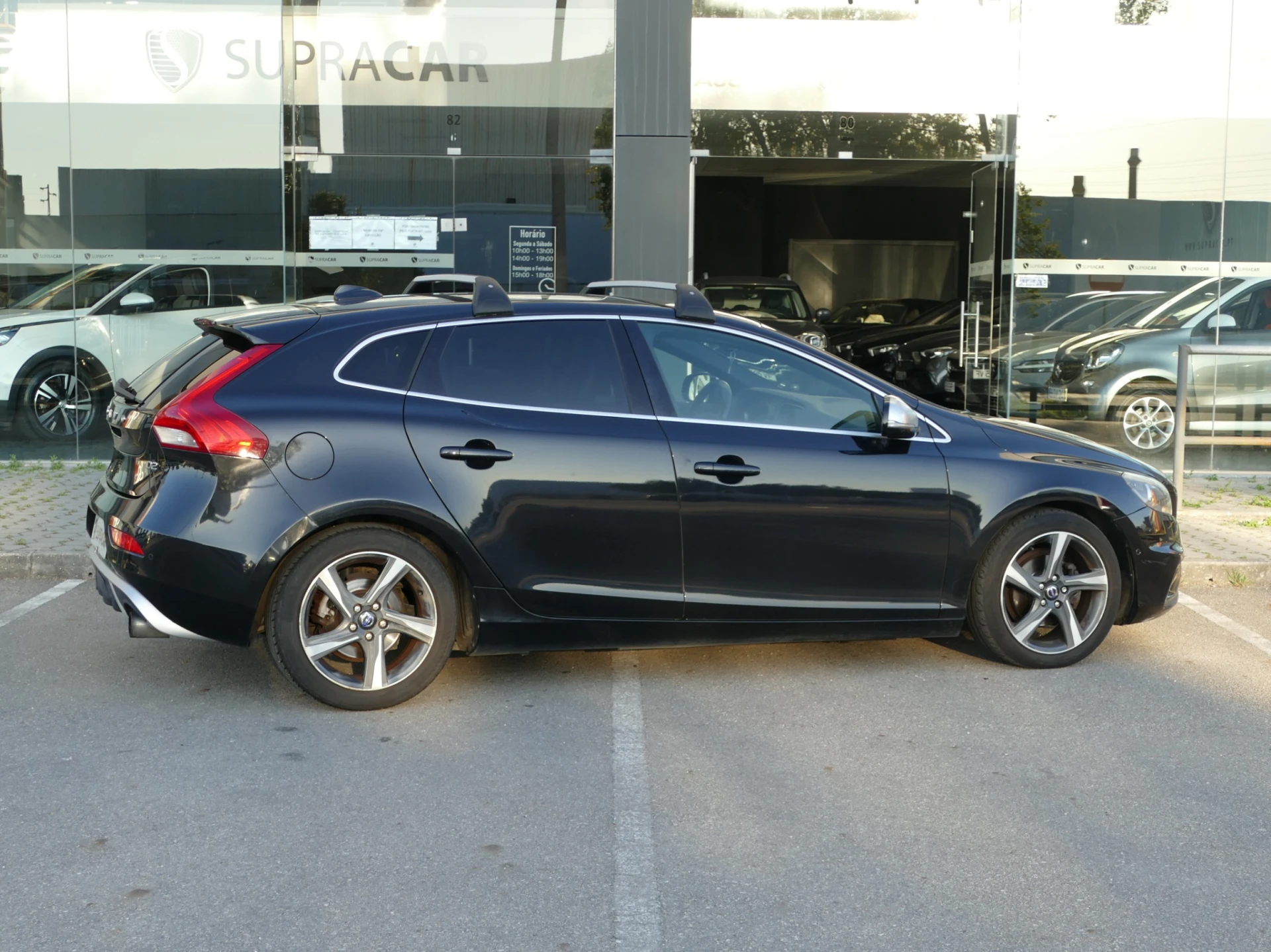 Volvo V40 2.0 D2 R-Design Momentum 16