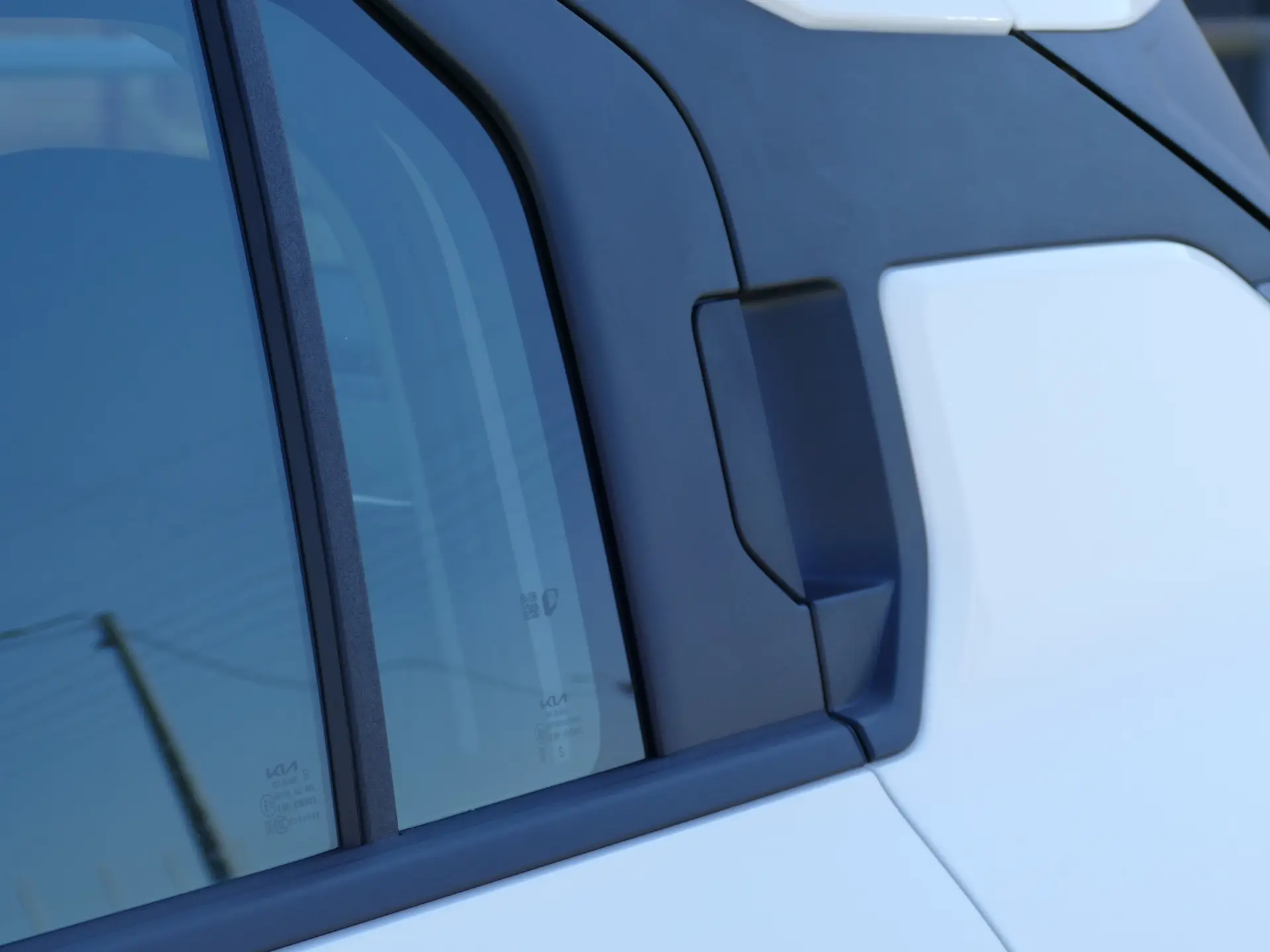 Kia EV3 58.3 kWh Drive 10