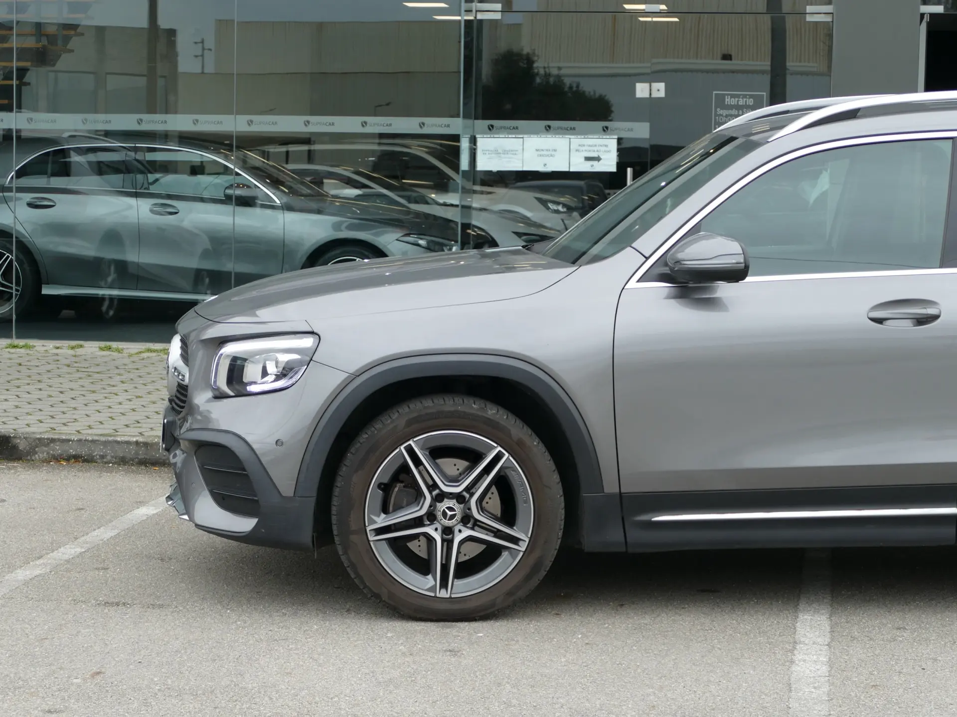 Mercedes-Benz GLB 180 d AMG Line 15