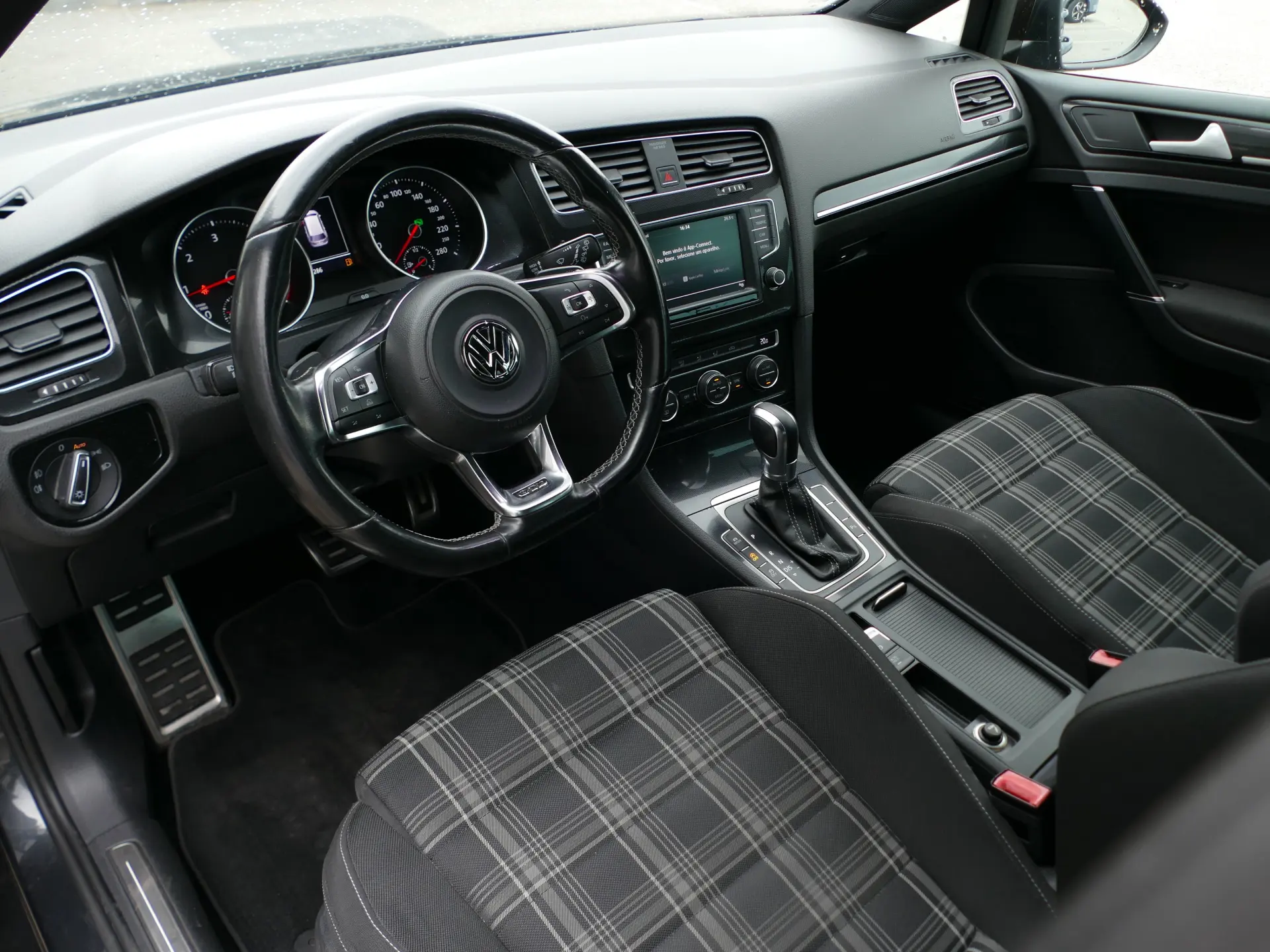 Volkswagen Golf Variant 2.0 TDI GTD DSG 27