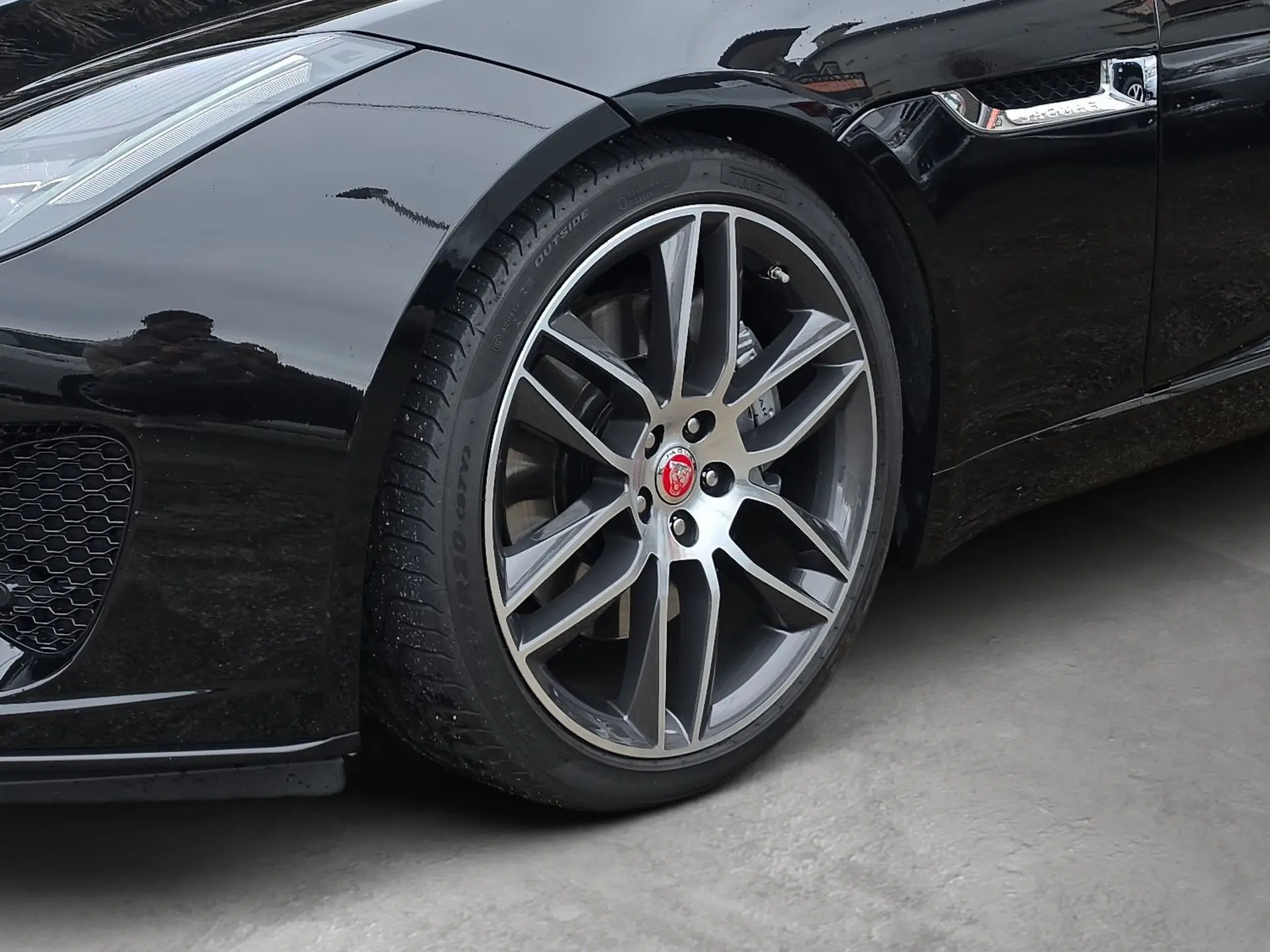 Jaguar F-Type 2.0 i4 R-Dynamic 8