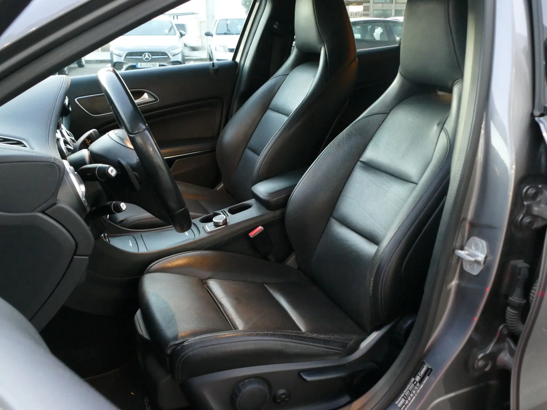 Mercedes-Benz GLA 220 d Urban 26