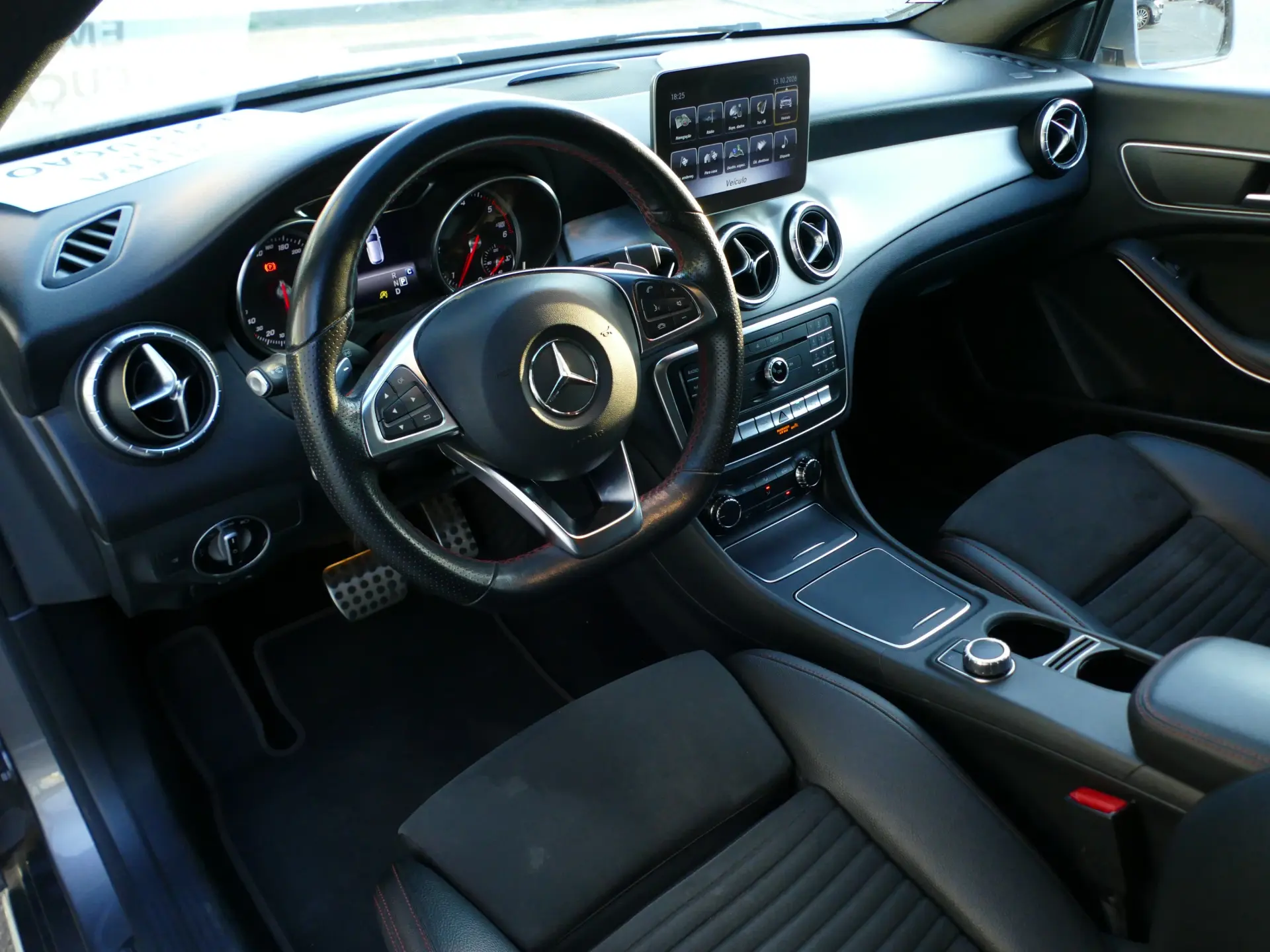 Mercedes-Benz CLA 200 d Shooting Brake AMG Line Aut. 24
