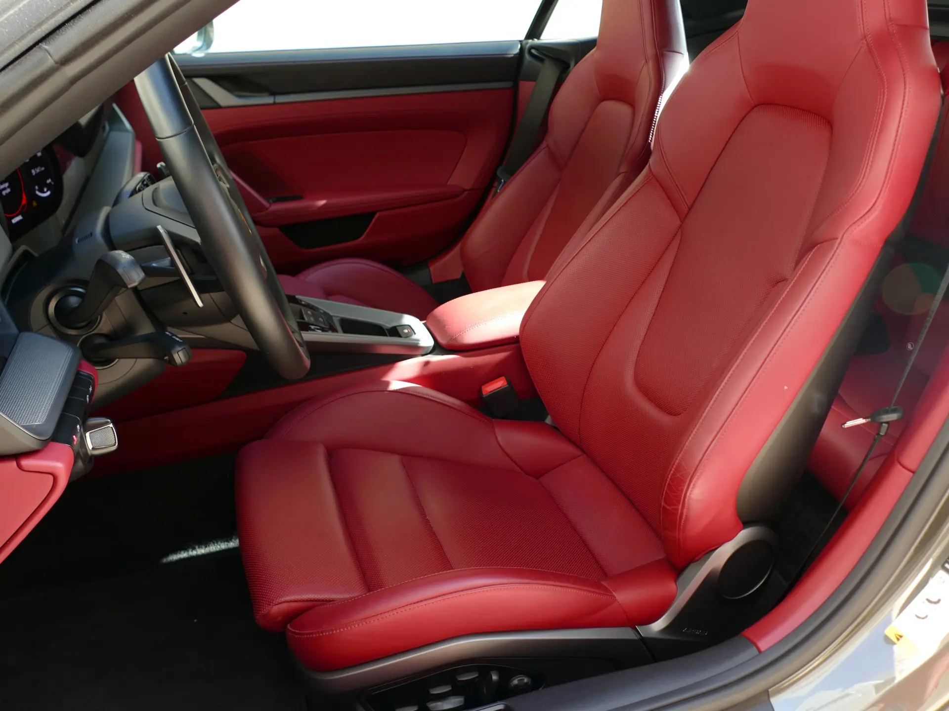 Porsche 911 (992) Carrera S PDK 33