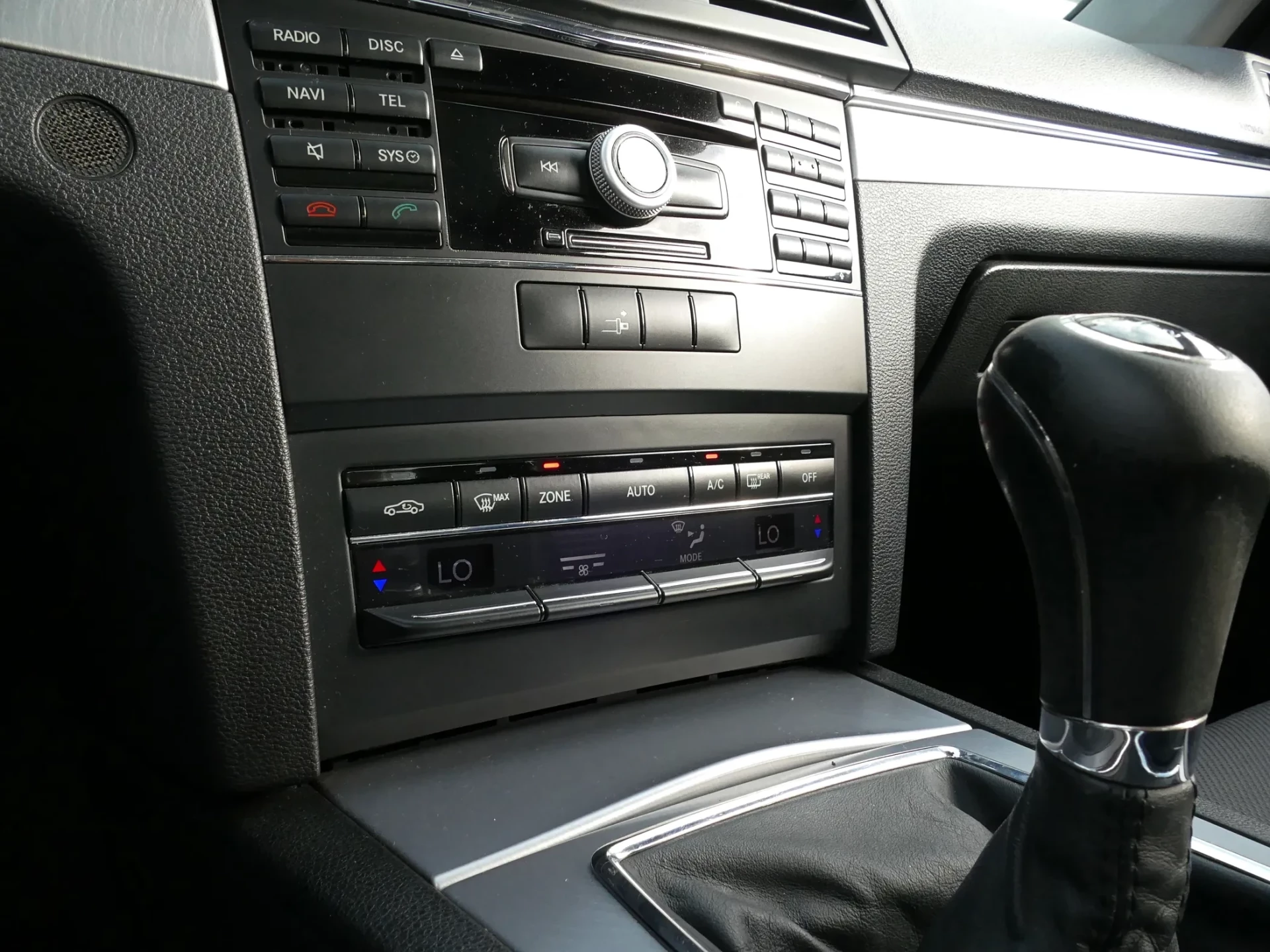 Mercedes-Benz E 250 CDi Avantgarde BlueEfficiency 27