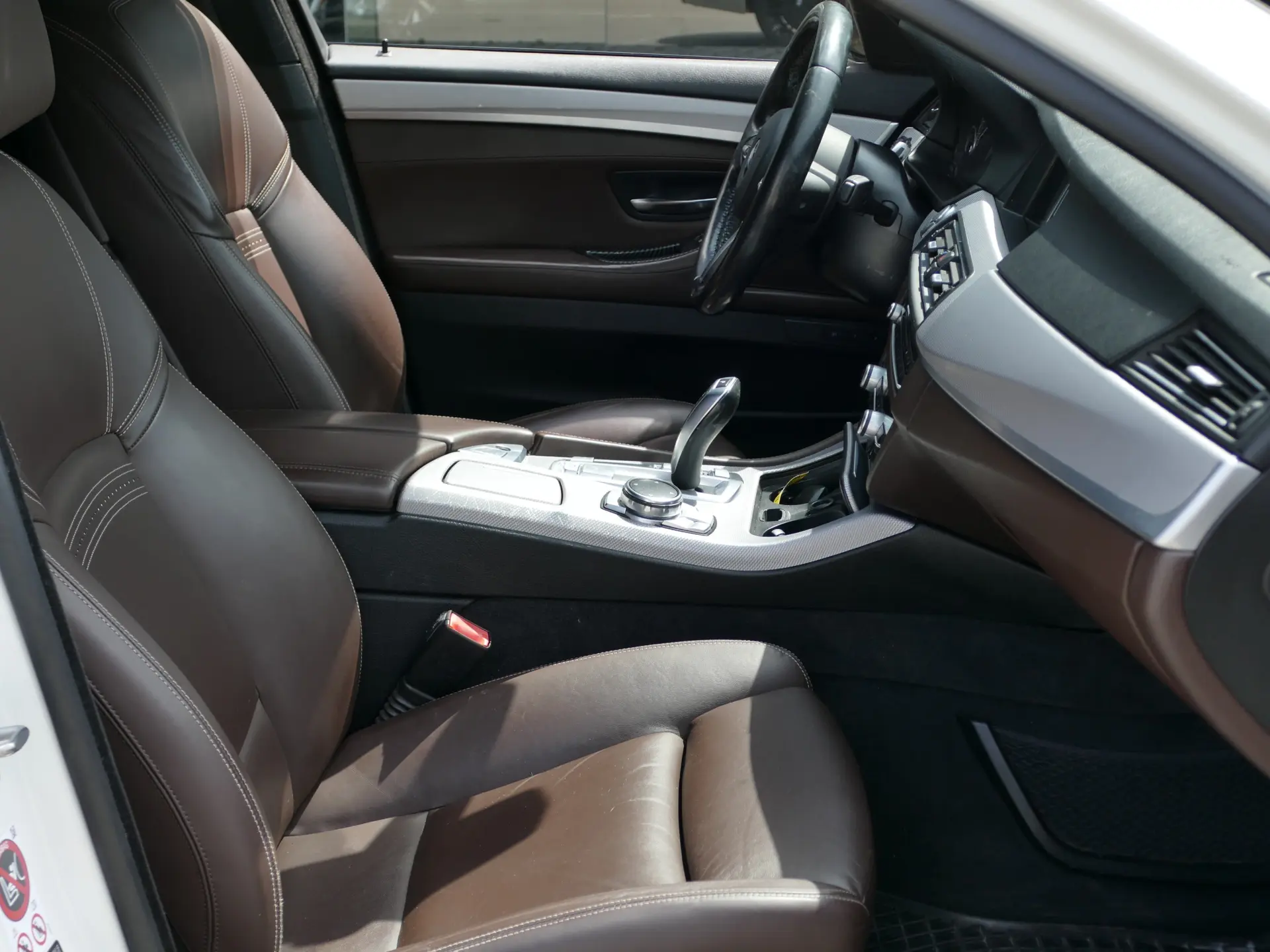 BMW 520 d Pack M Auto 34