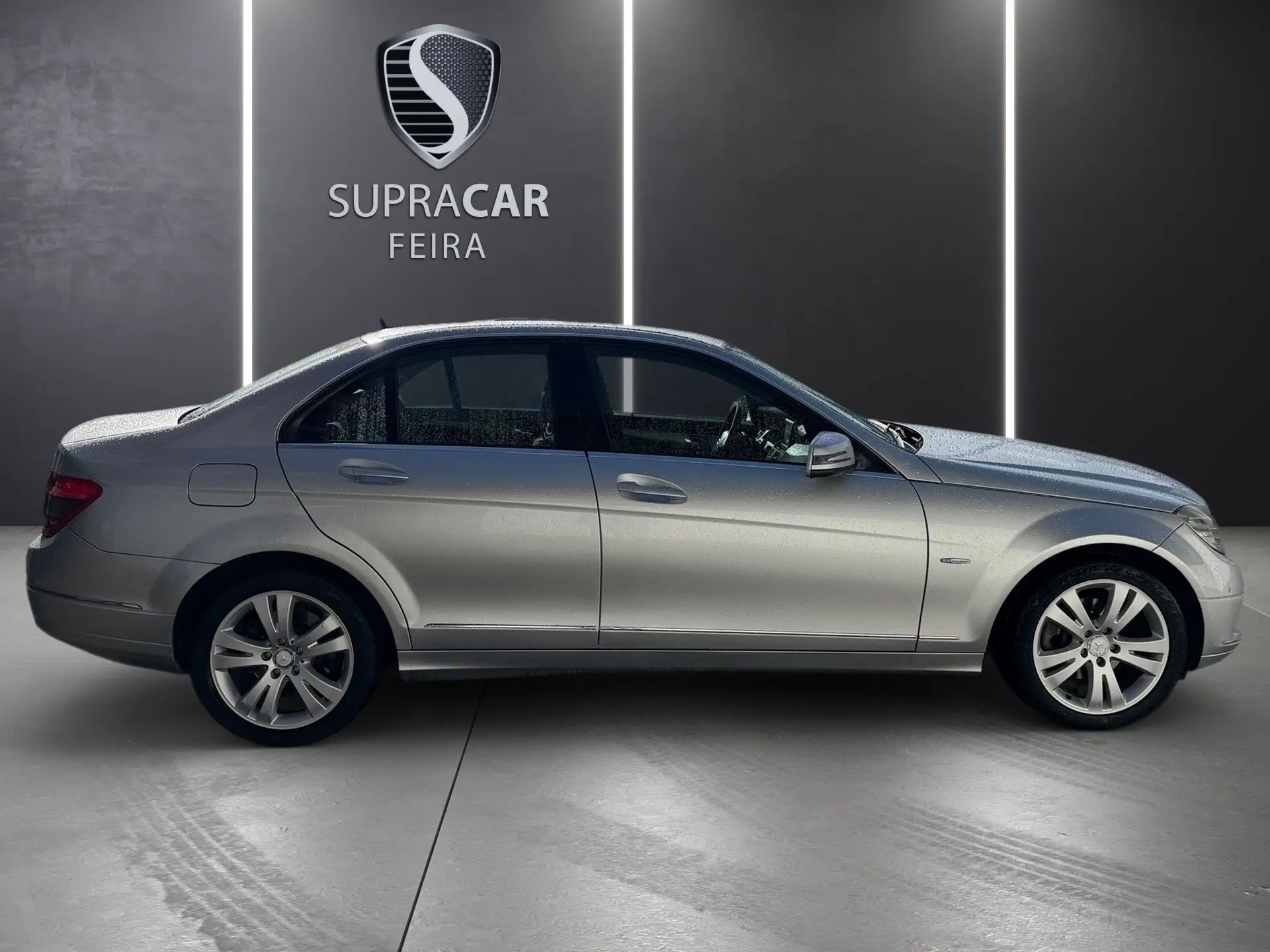Mercedes-Benz C 220 CDI Avantgarde BlueEfficiency 3