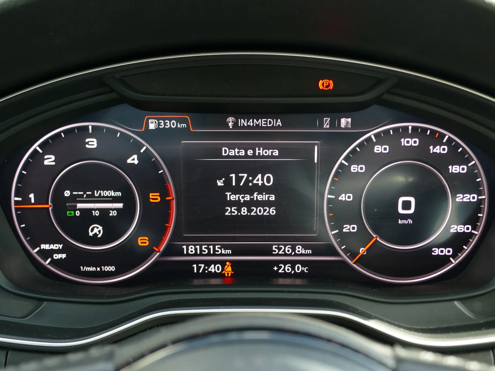 Audi A4 Avant 2.0 TDI Advance 18