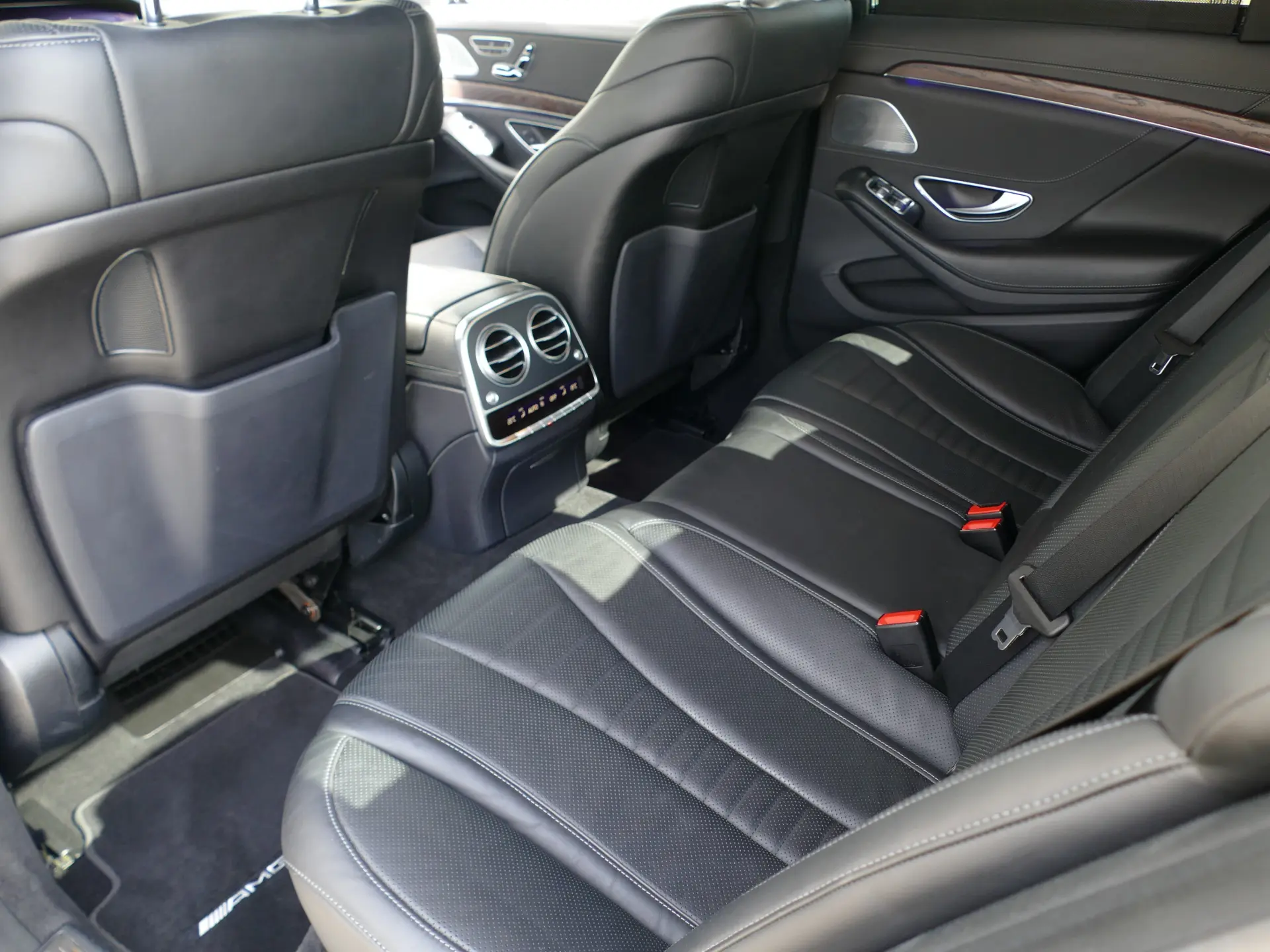 Mercedes-Benz S 400 d 4-Matic 33