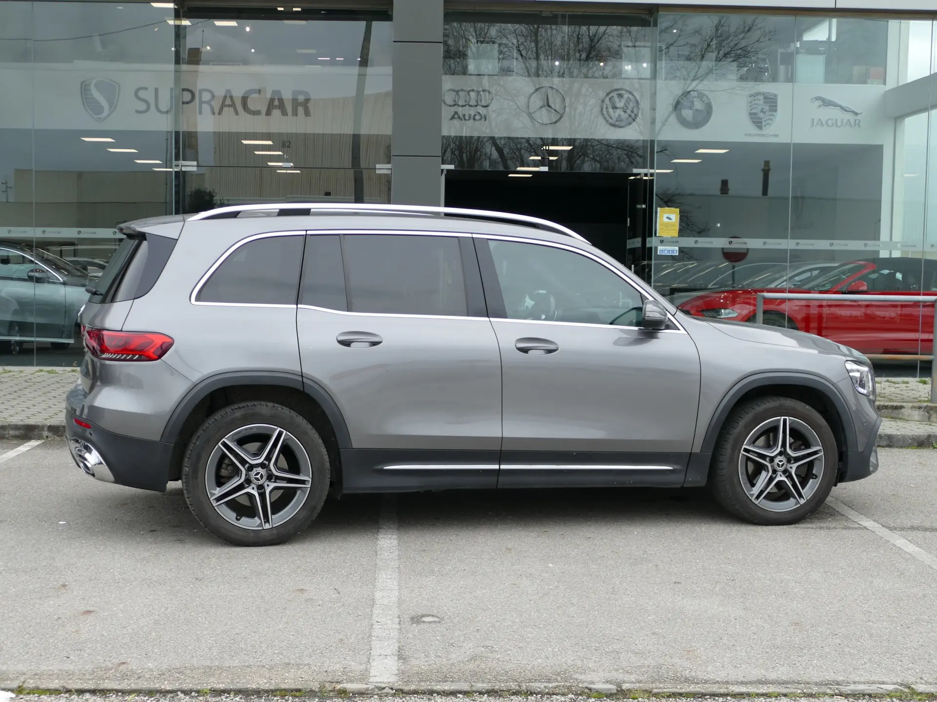 Mercedes-Benz GLB 180 d AMG Line 18