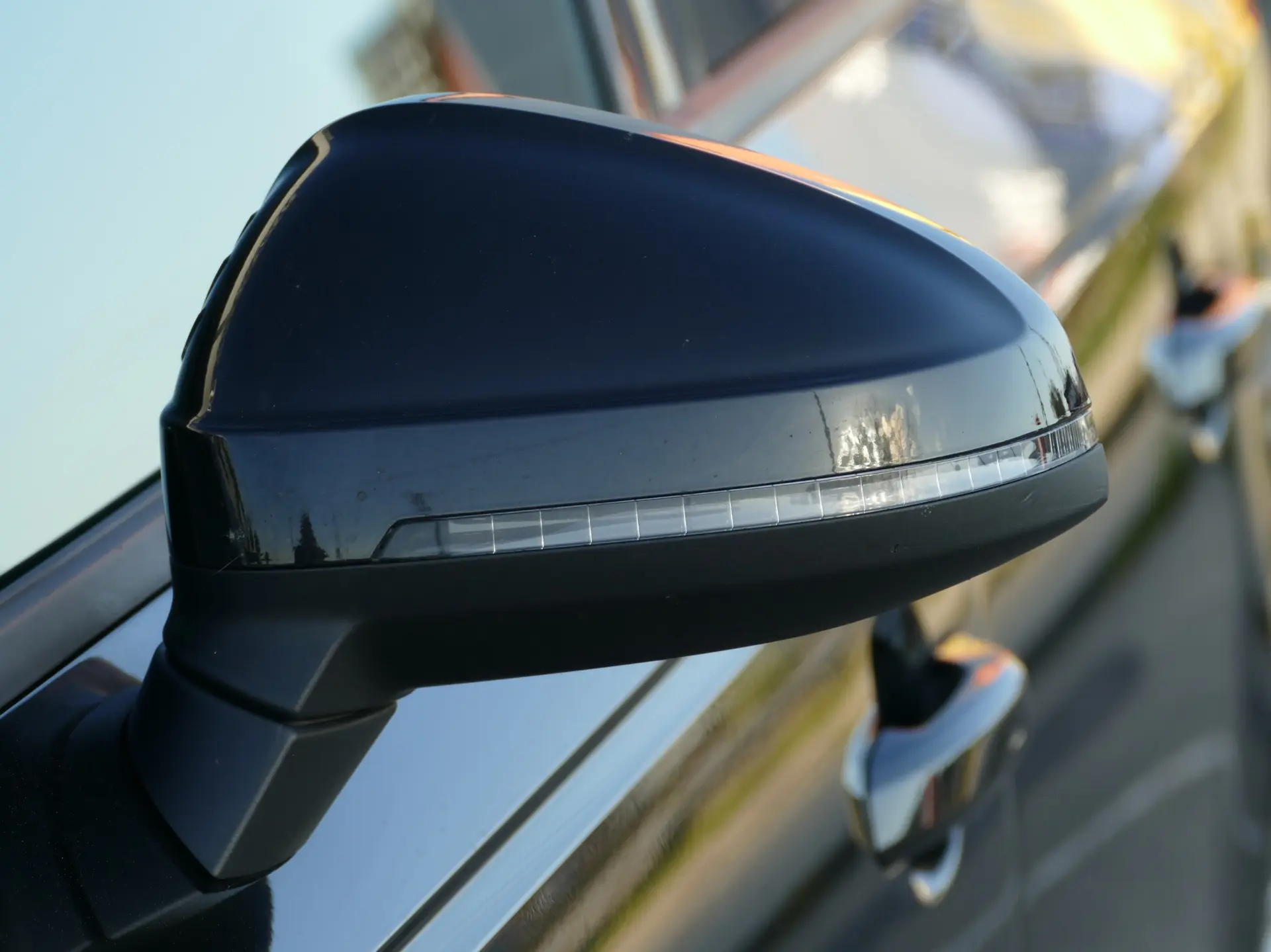 Audi A4 Avant 2.0 TDI 9