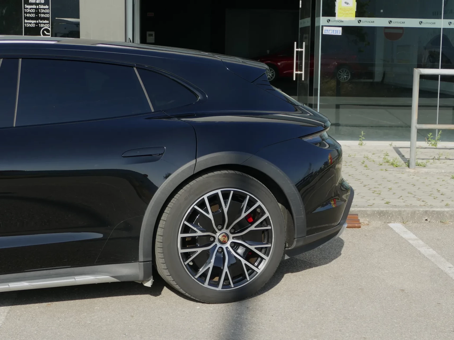 Porsche Taycan Sport Turismo 4S 14