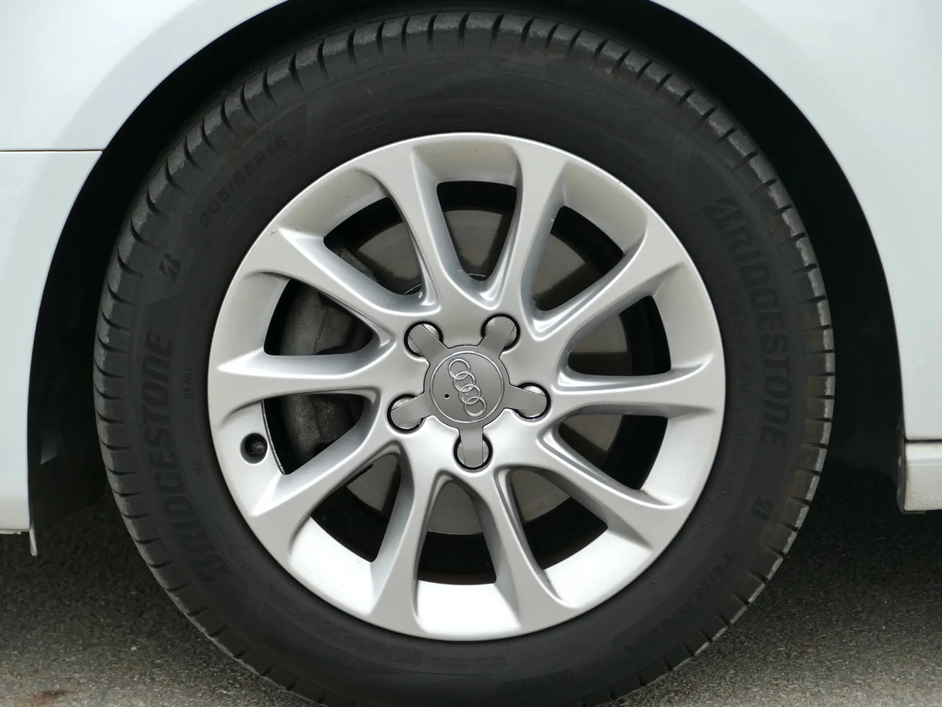 Audi A3 Sportback 1.6 TDI Advance Ultra 6