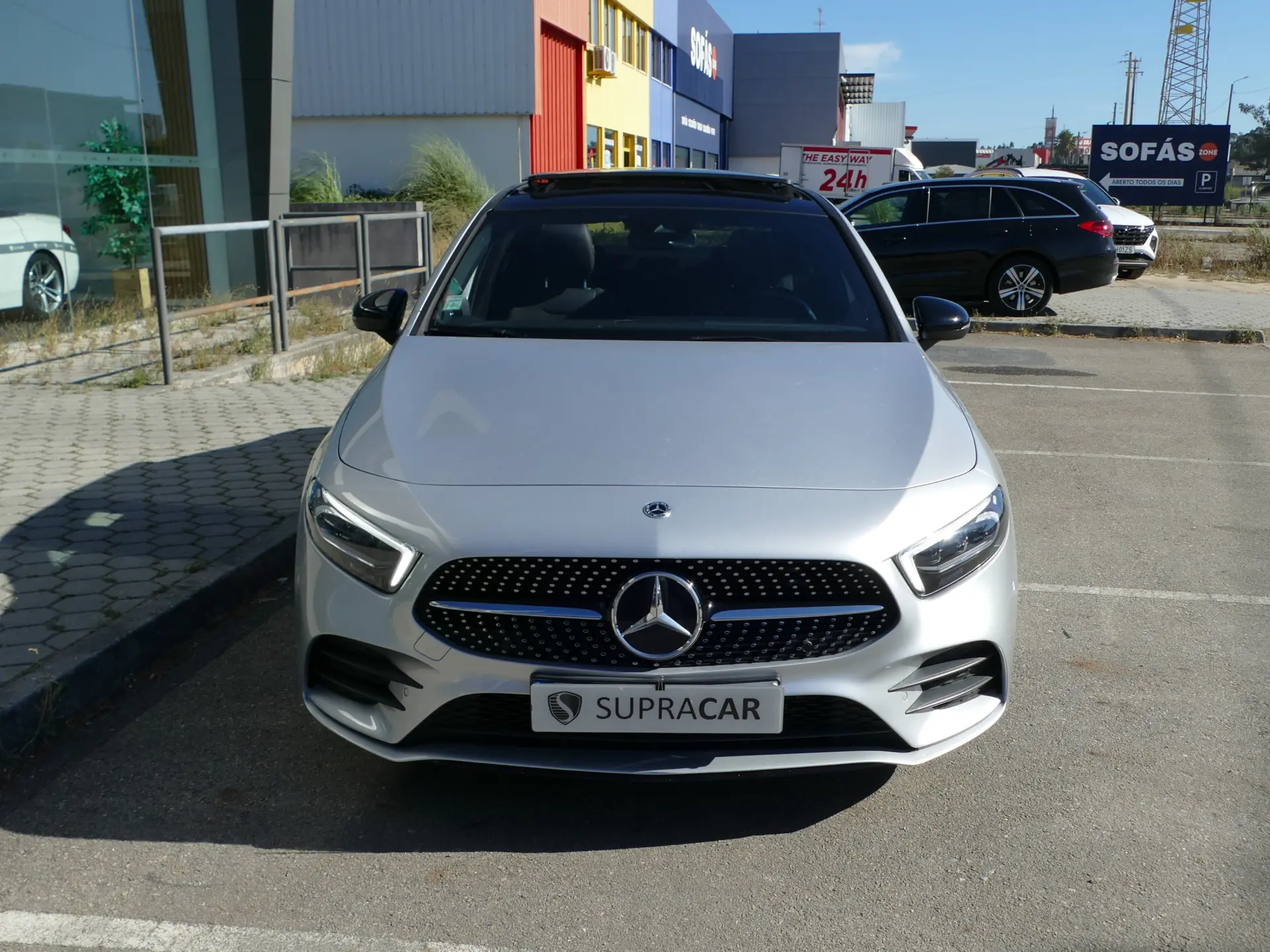 Mercedes-Benz A 200 Limousine AMG Line Aut. 2
