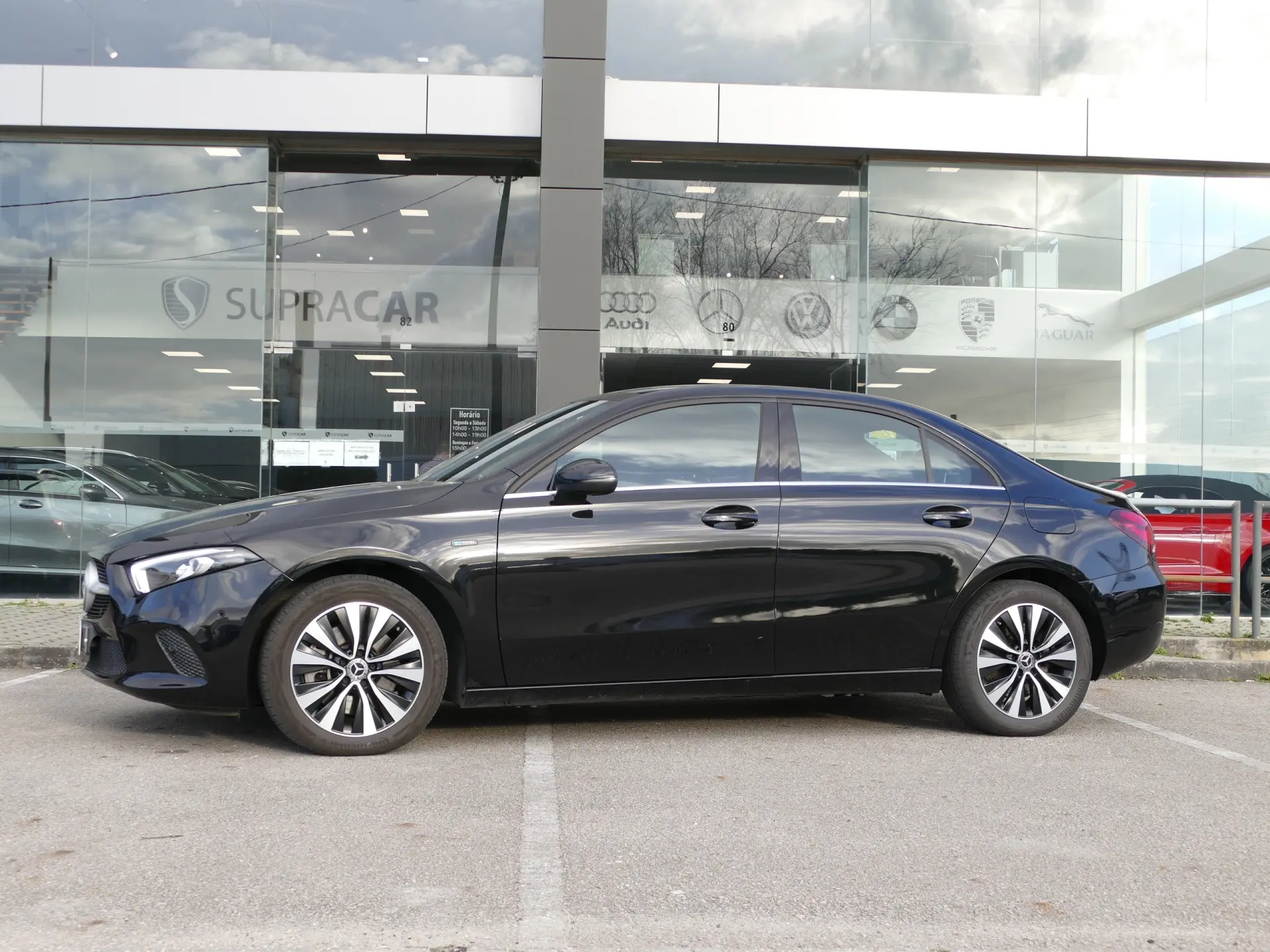 Mercedes-Benz A 250 e Style Plus 37