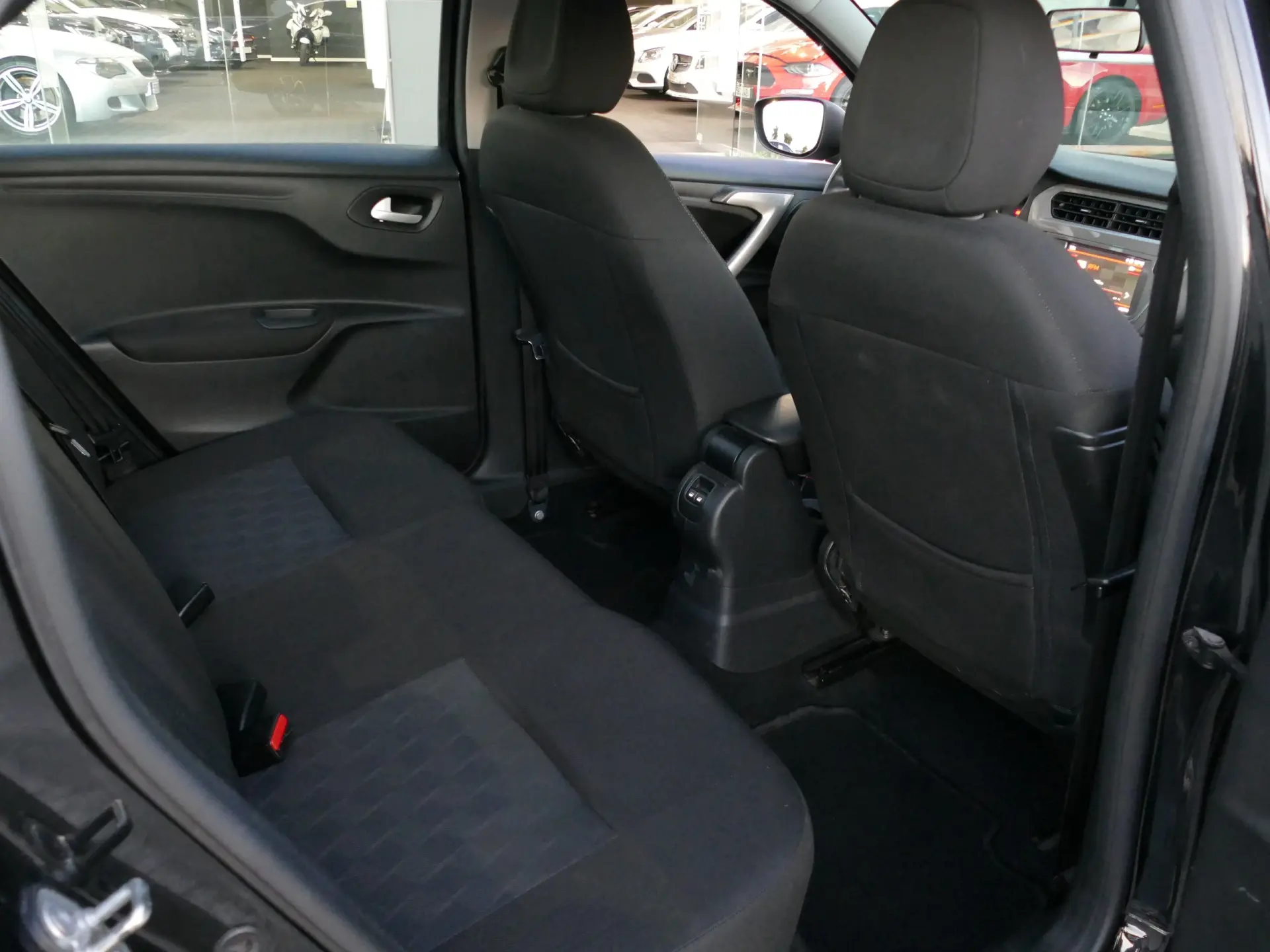 Citroen C-Elysée 1.5 BlueHDi Shine 30