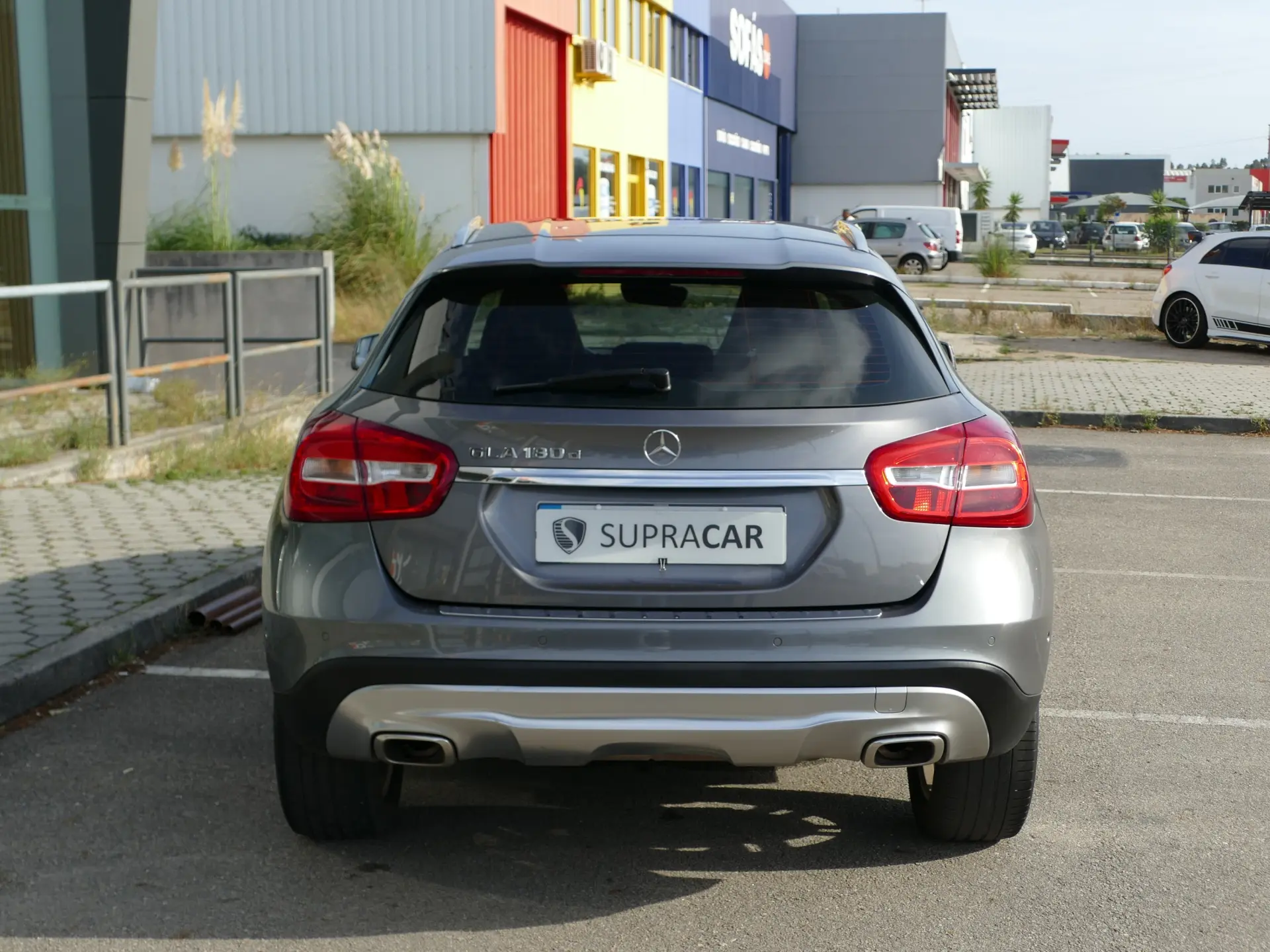 Mercedes-Benz GLA 180 d Urban Aut. 5