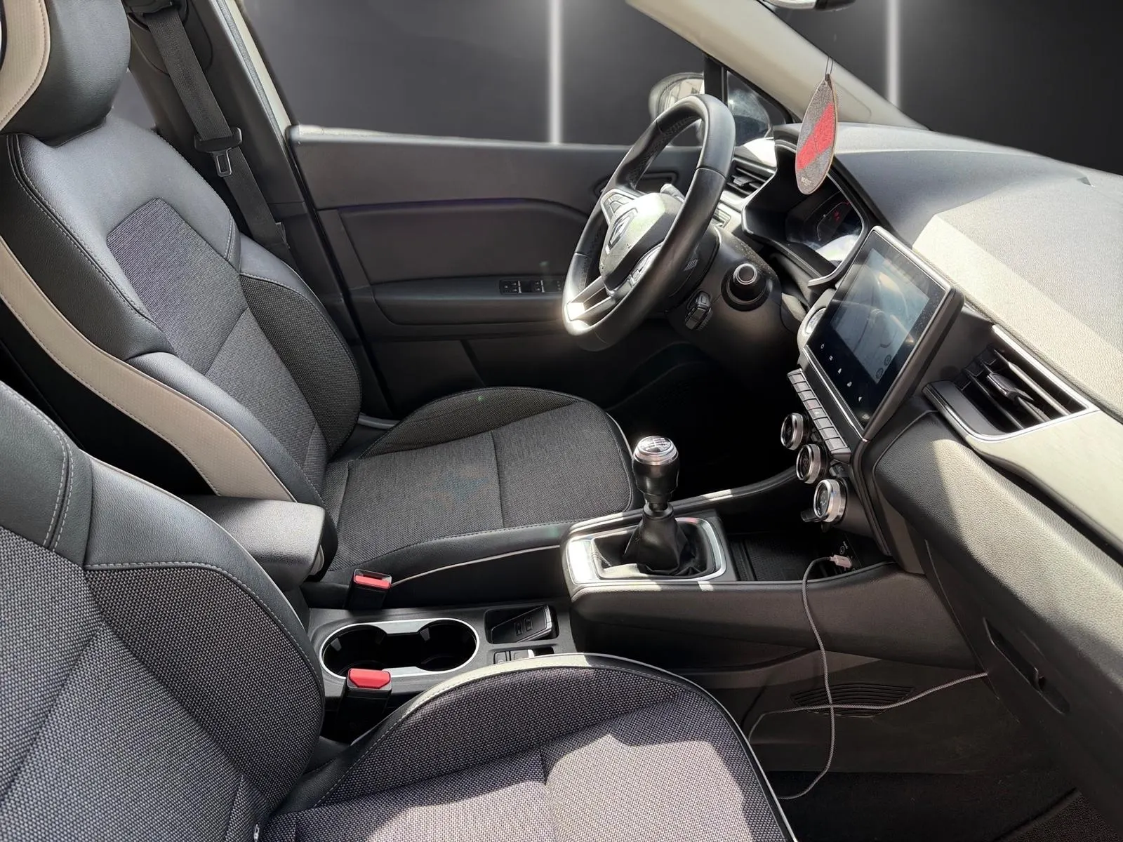 Renault Captur 1.0 TCe Exclusive Bi-Fuel 15