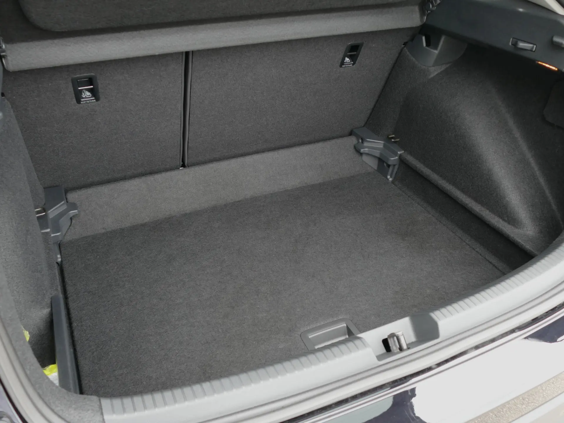 Volkswagen Taigo 1.0 TSI Urban 11