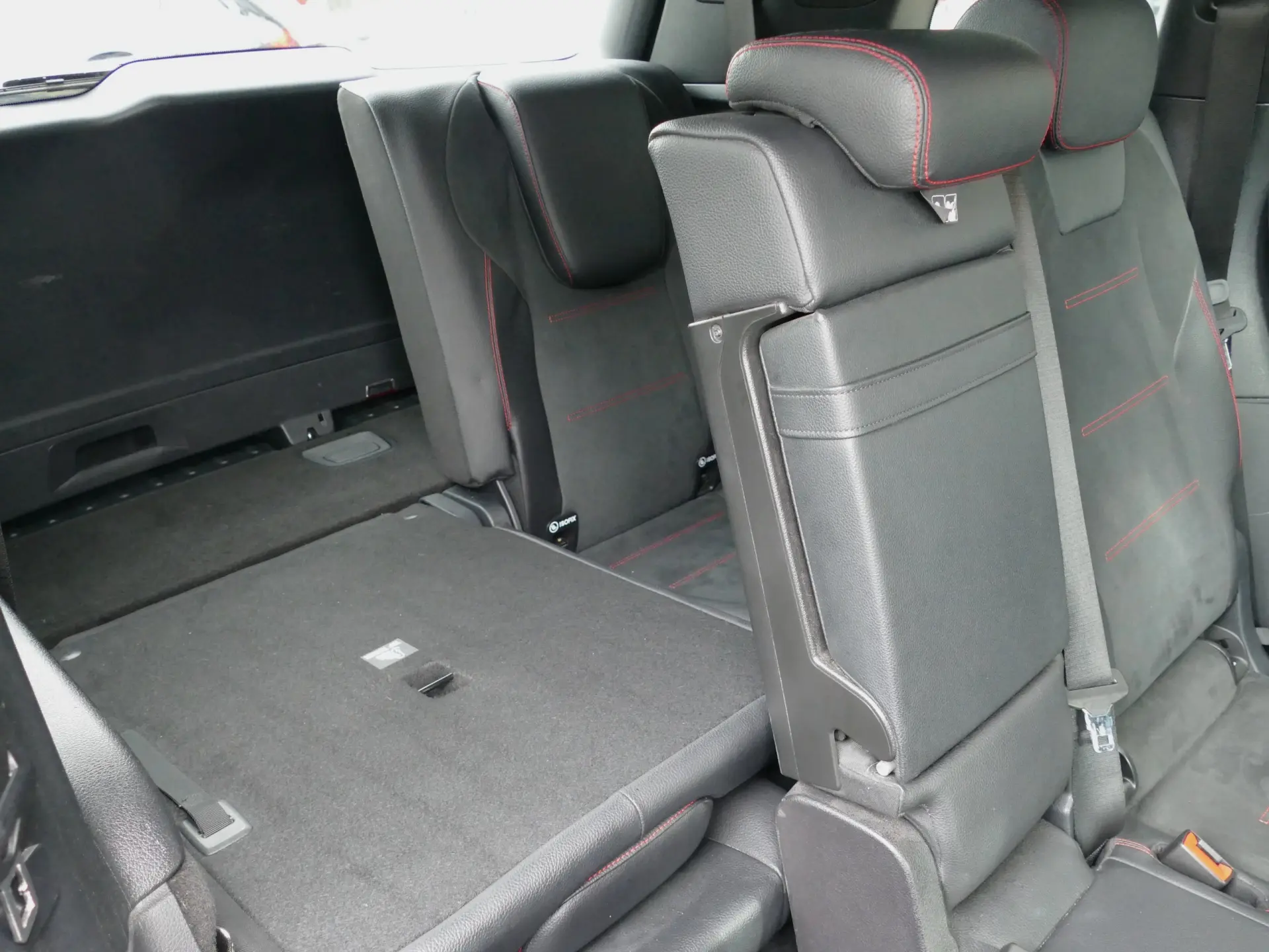Mercedes-Benz GLB 180 d AMG Line 34