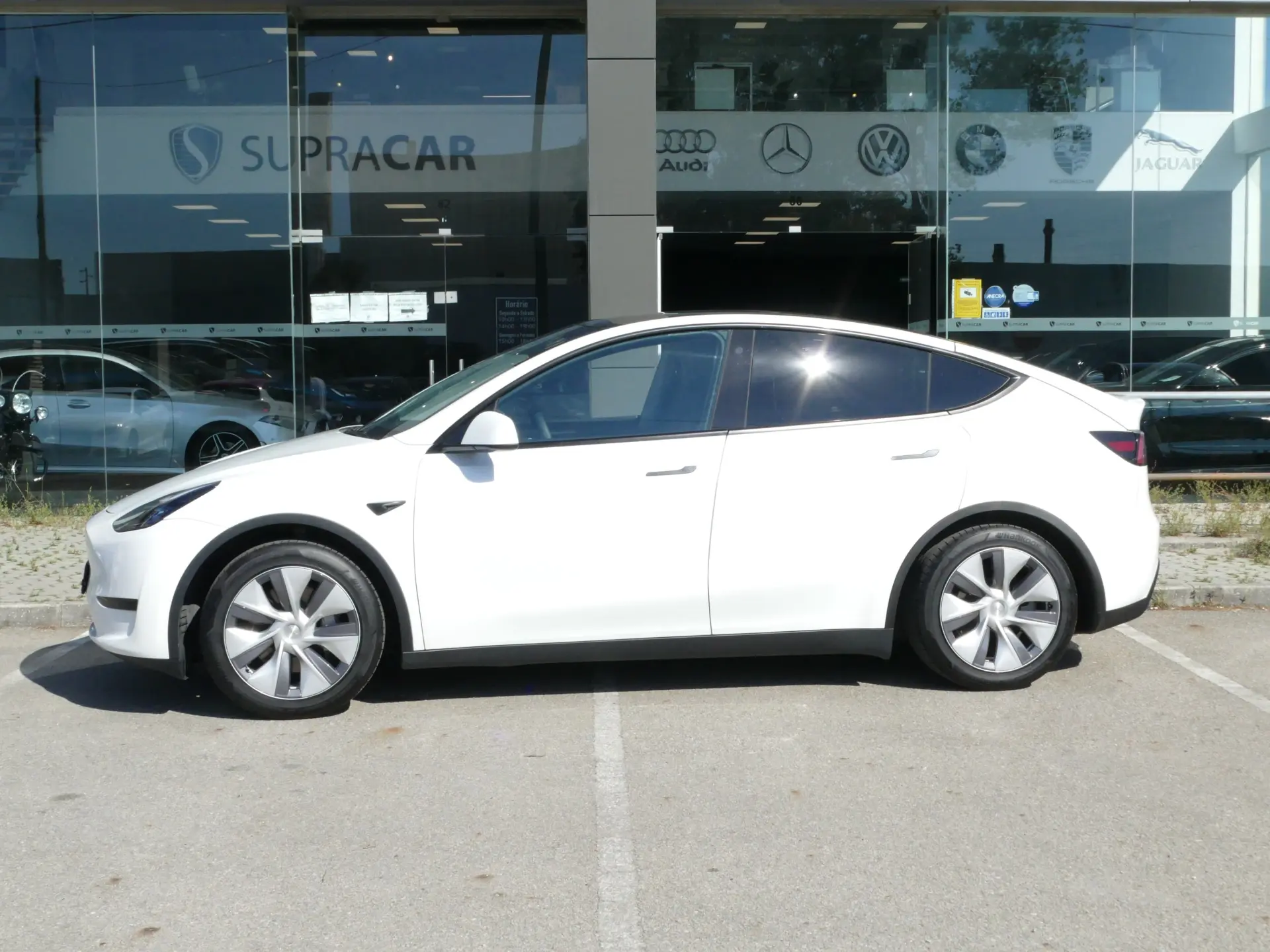 Tesla Model Y Tração Traseira 37